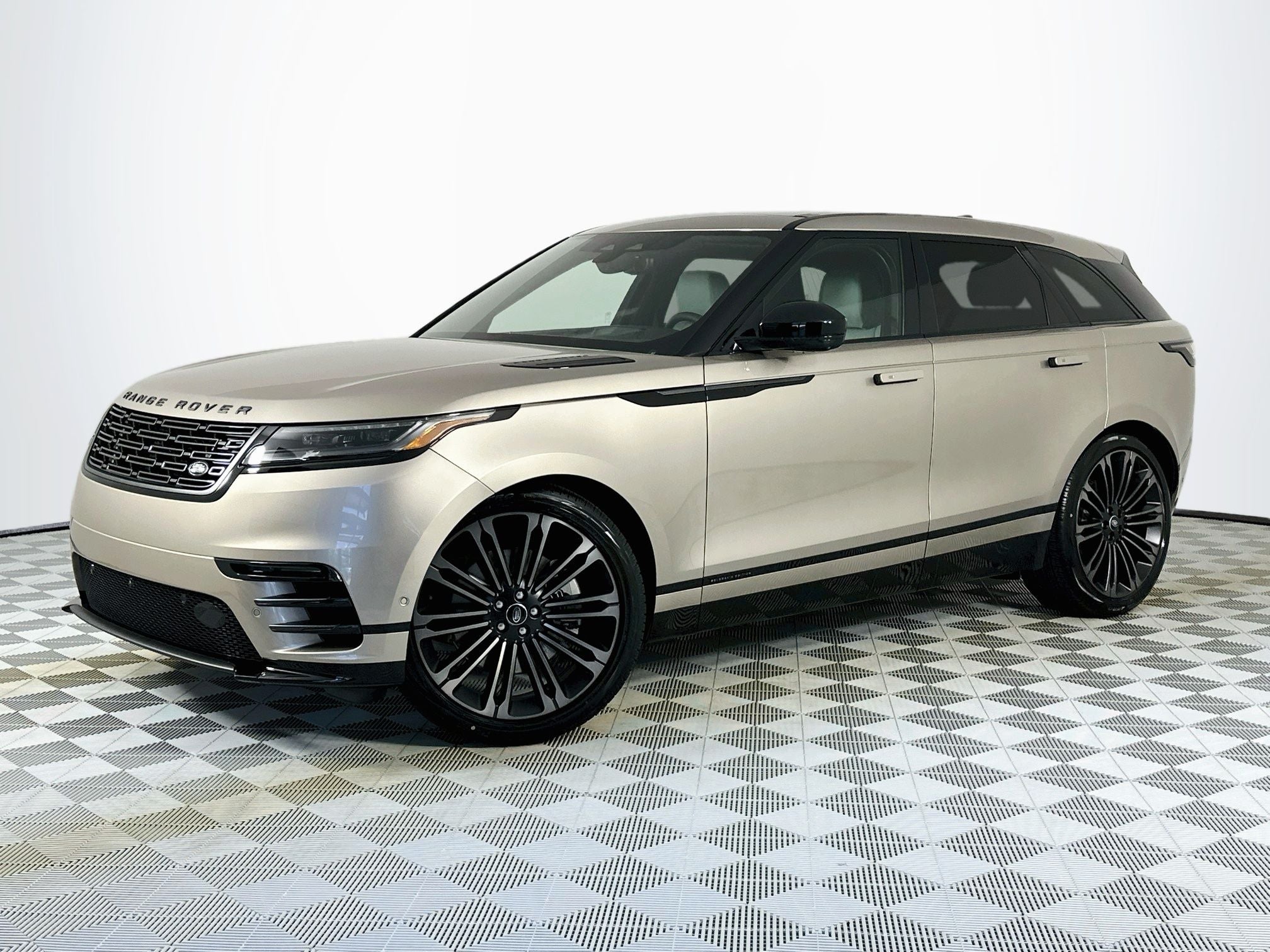 2026 Land Rover Range Rover Velar Base