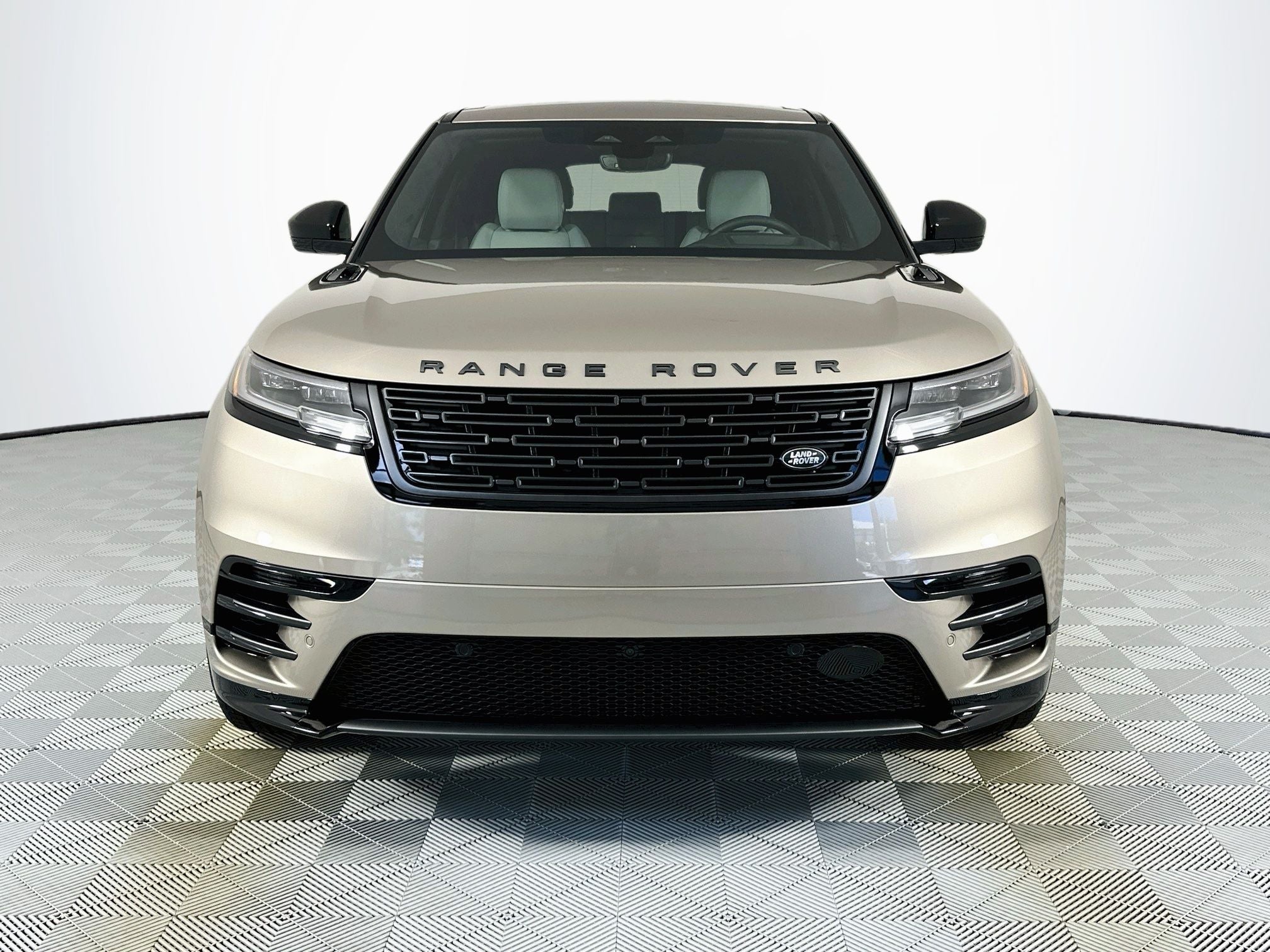 2026 Land Rover Range Rover Velar Base