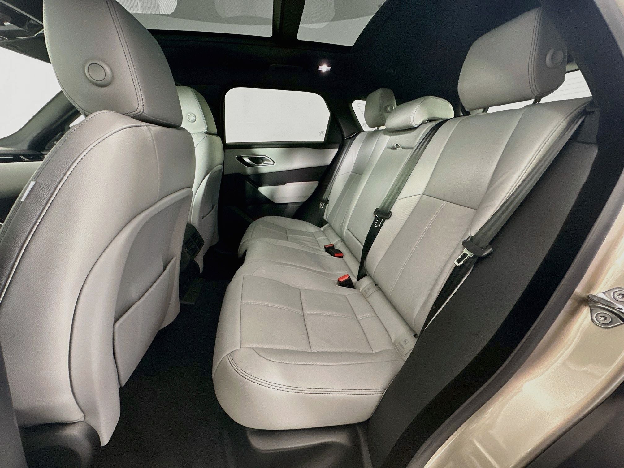 2026 Land Rover Range Rover Velar Base