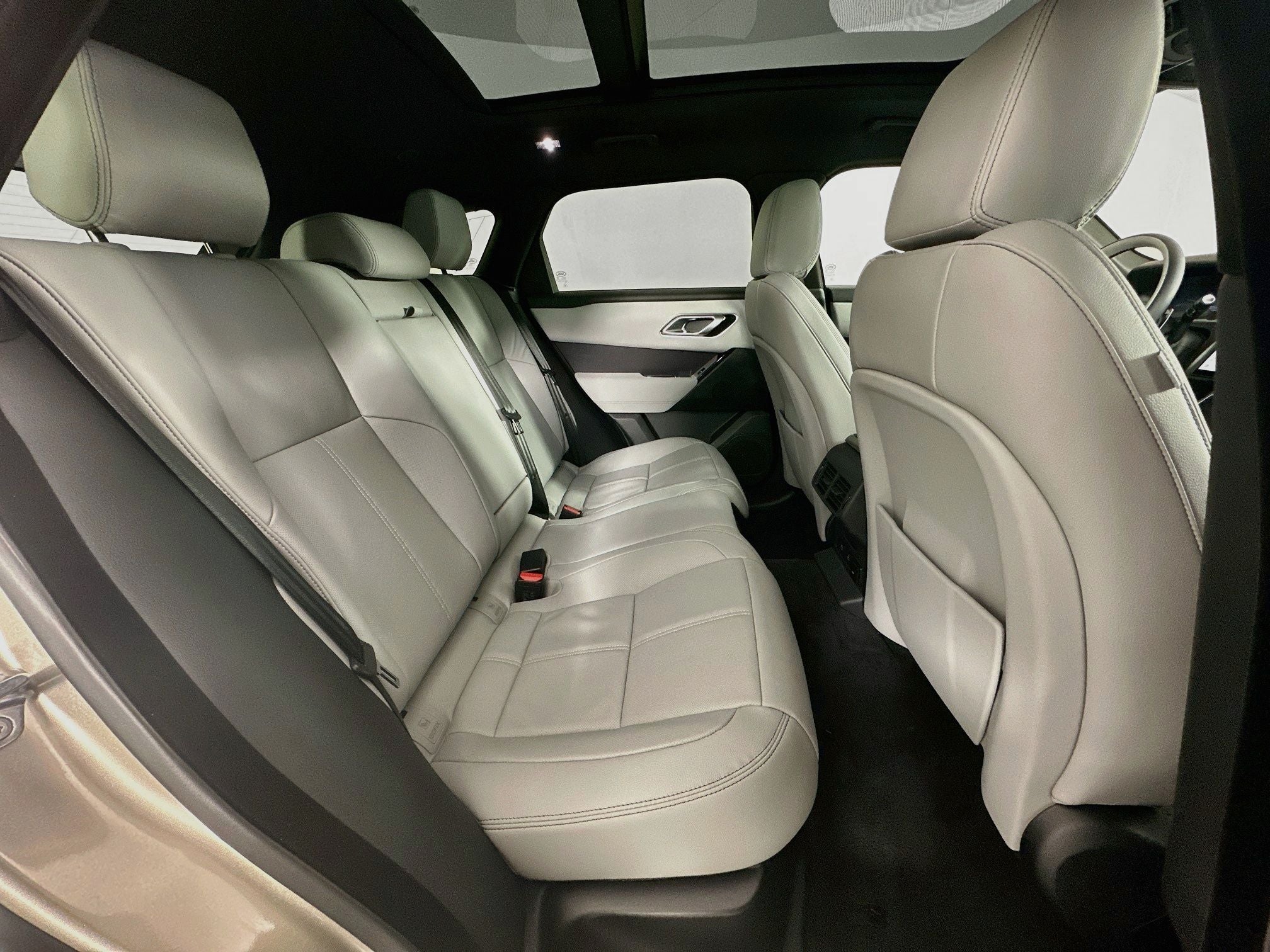 2026 Land Rover Range Rover Velar Base