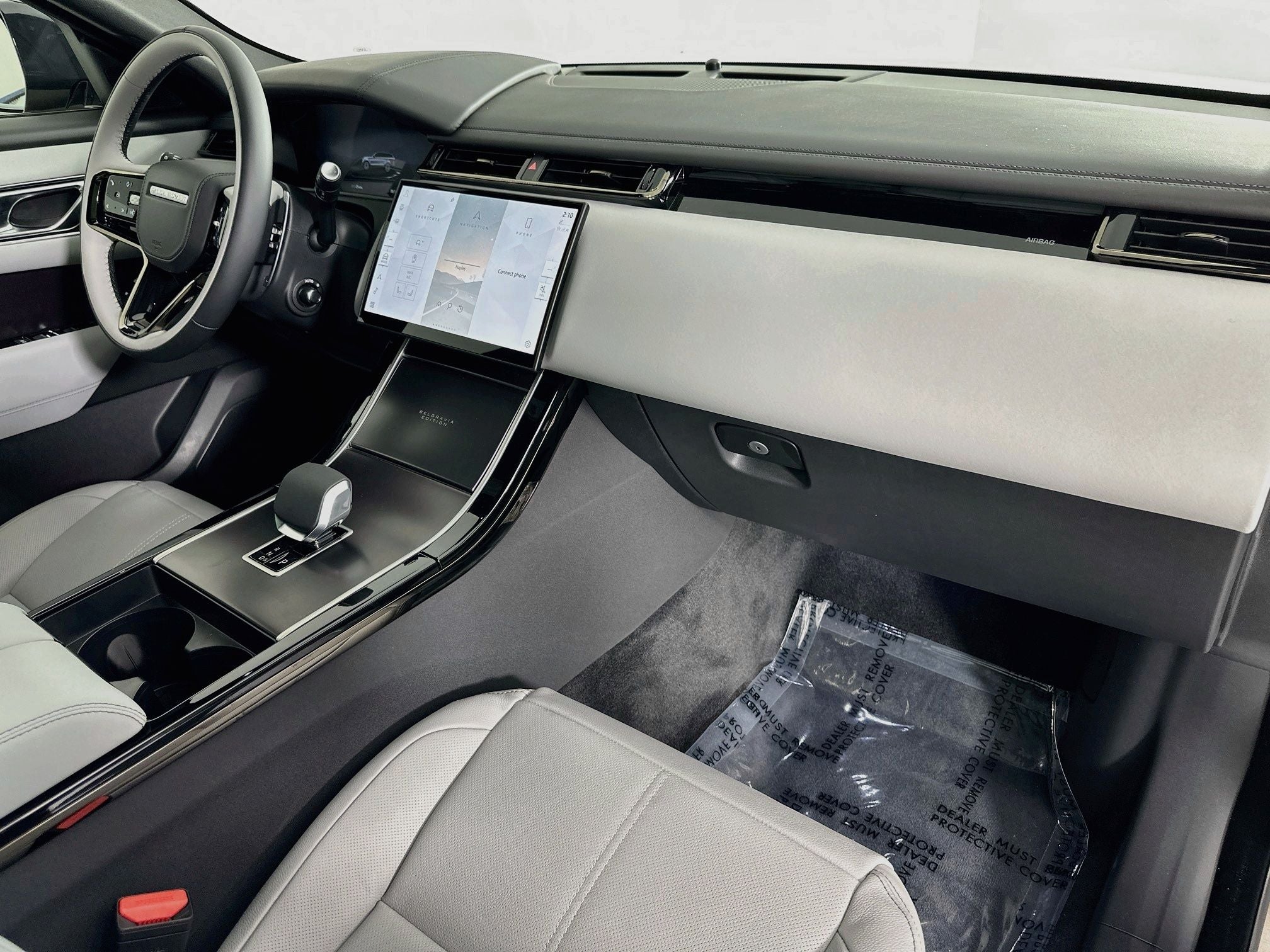 2026 Land Rover Range Rover Velar Base