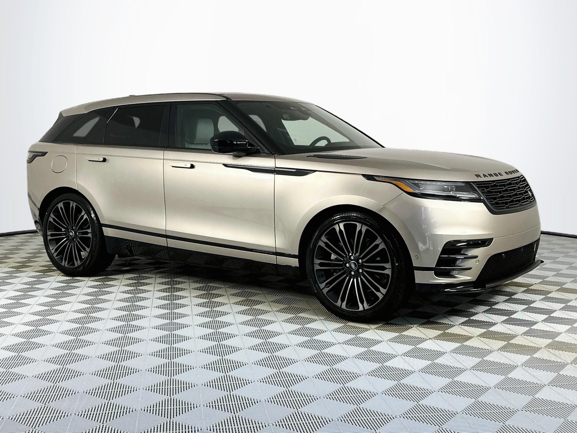 2026 Land Rover Range Rover Velar Base