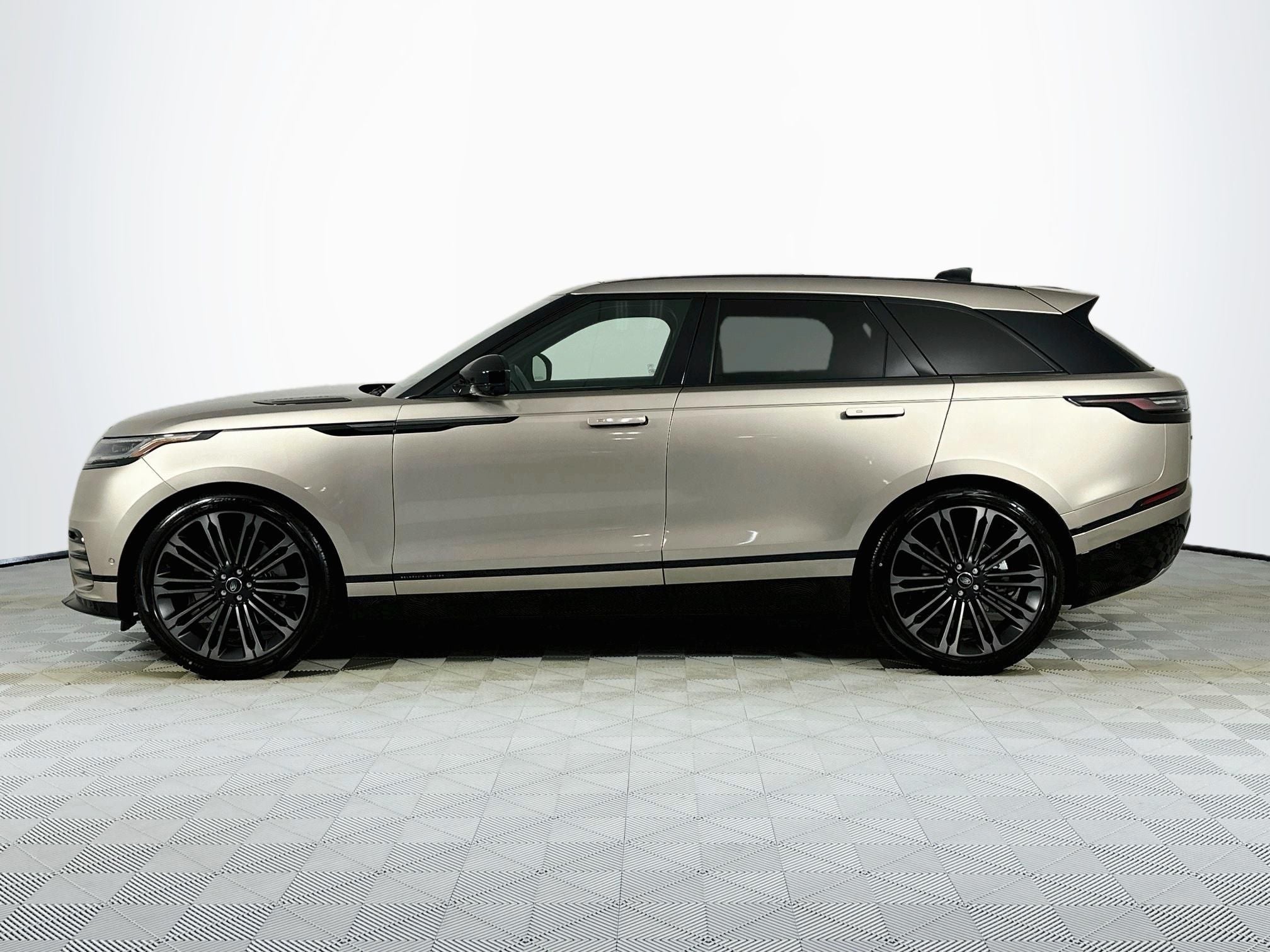 2026 Land Rover Range Rover Velar Base