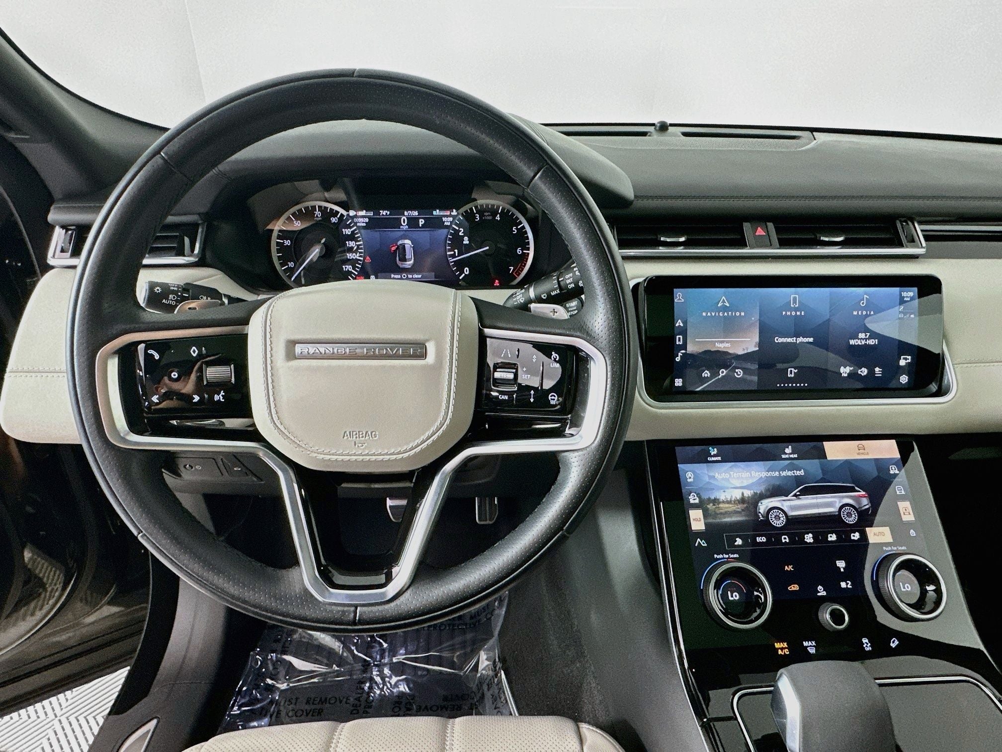 2023 Land Rover Range Rover Velar HST