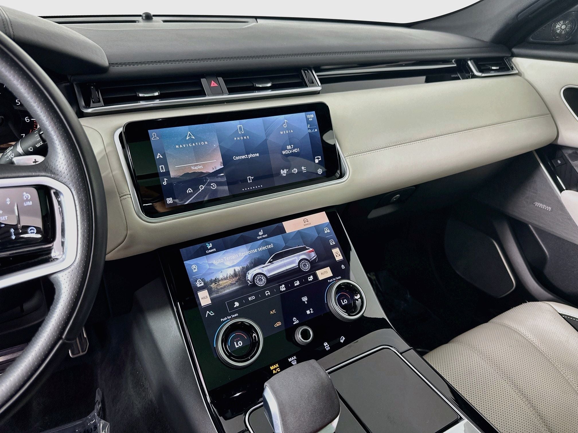 2023 Land Rover Range Rover Velar HST
