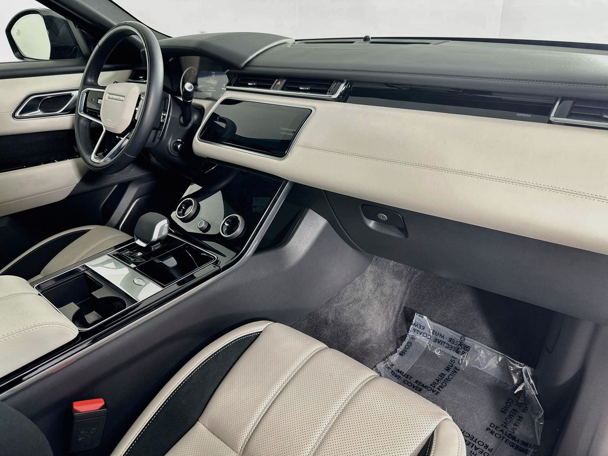 2023 Land Rover Range Rover Velar HST