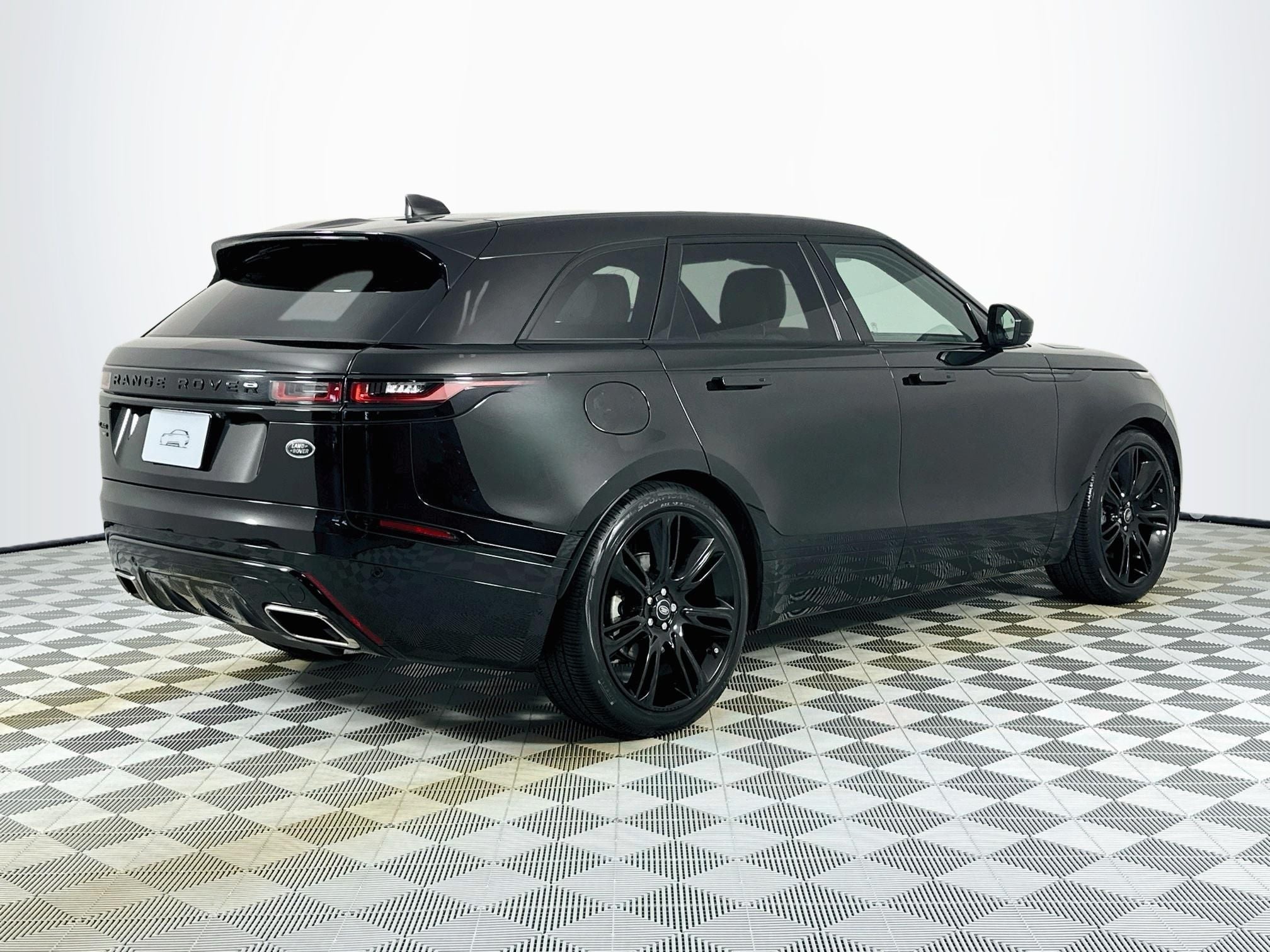 2023 Land Rover Range Rover Velar HST