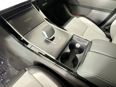 2026 Land Rover Range Rover Velar Base