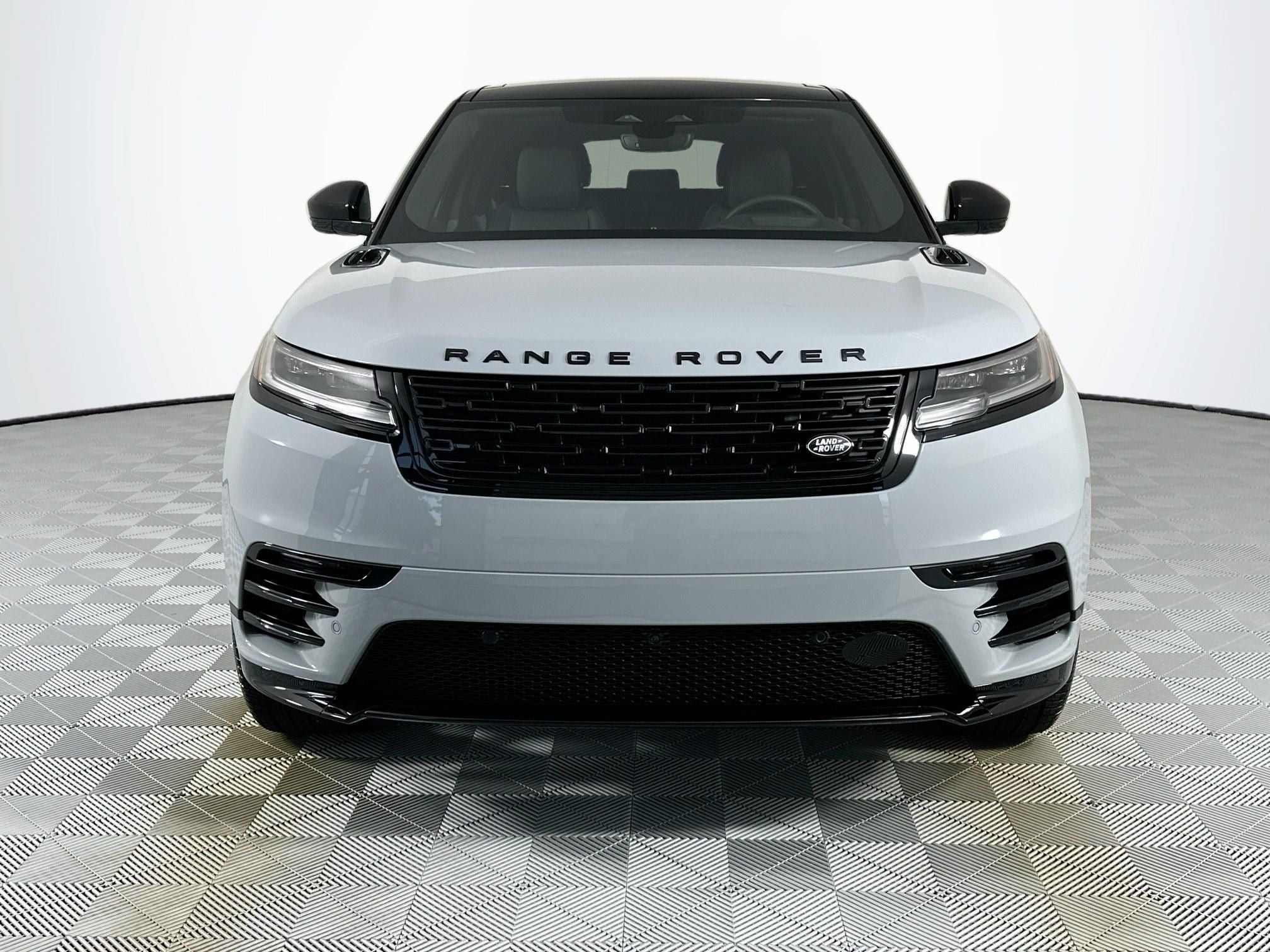 2026 Land Rover Range Rover Velar Base