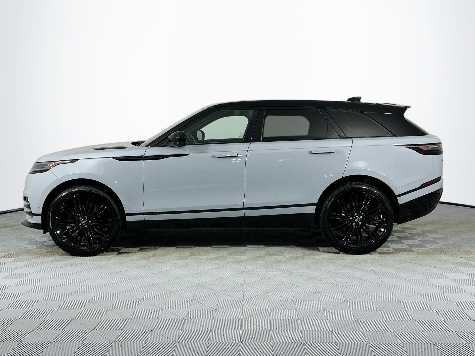 2026 Land Rover Range Rover Velar Base