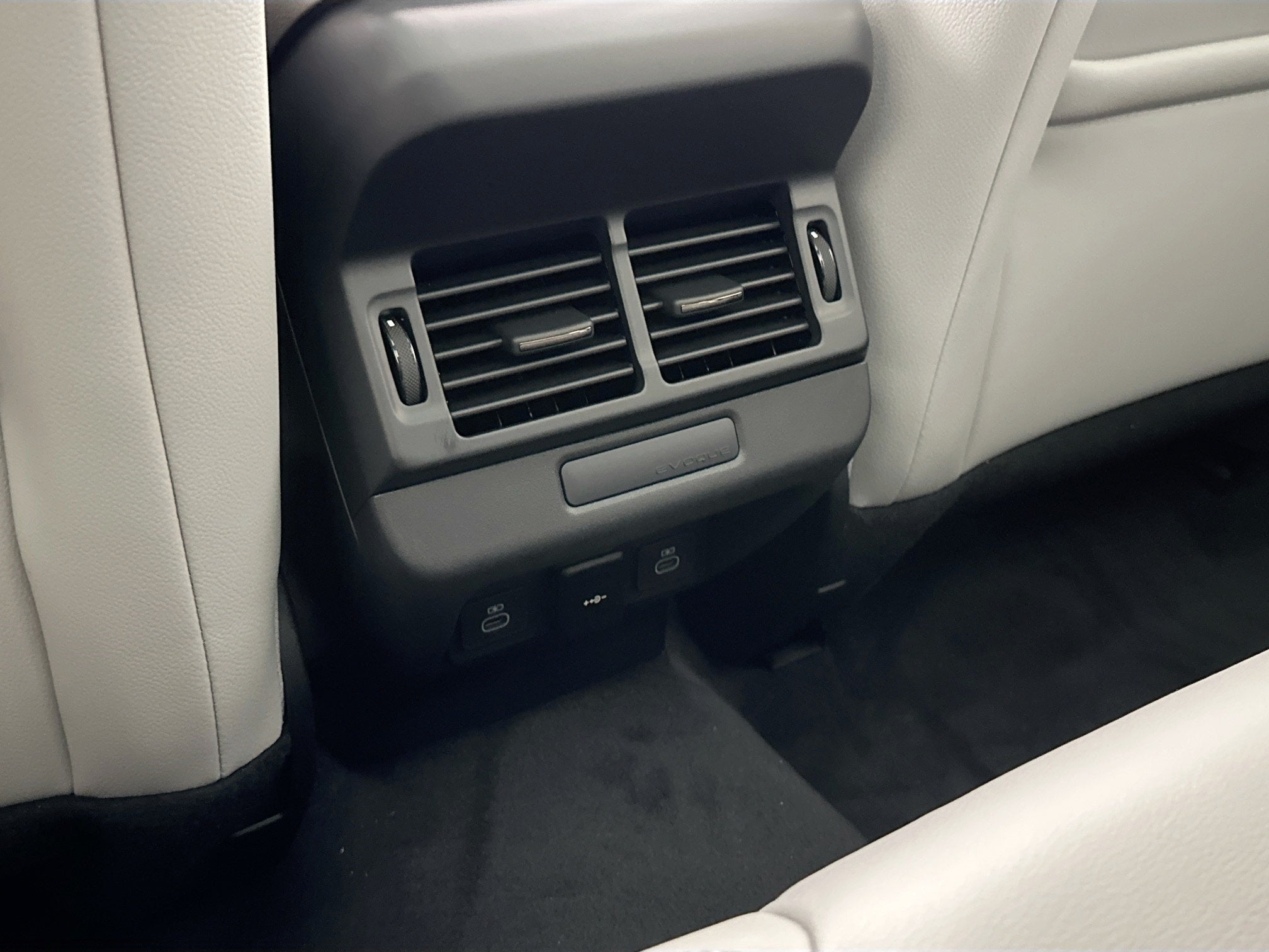 2026 Land Rover Range Rover Evoque S