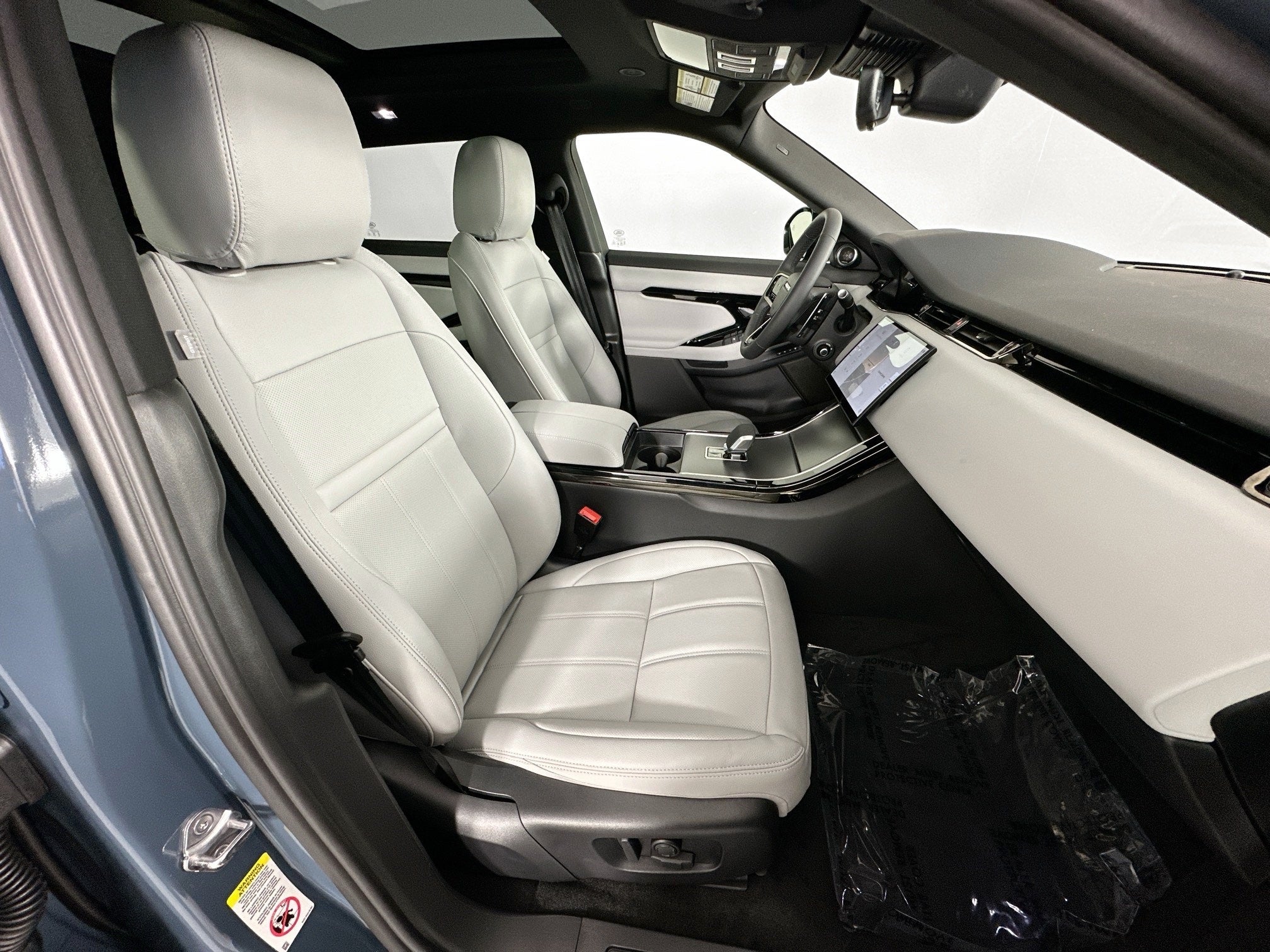 2026 Land Rover Range Rover Evoque S