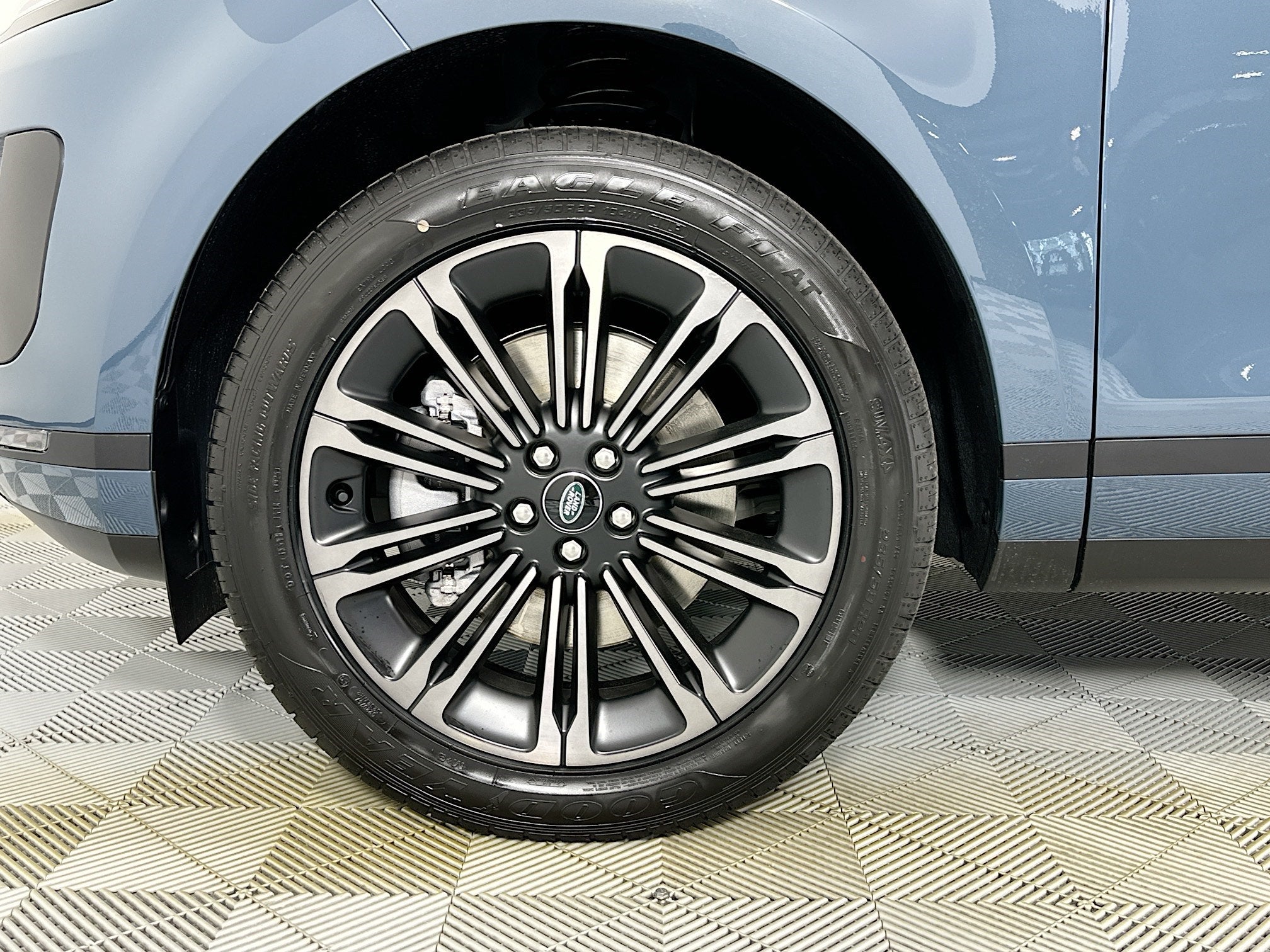 2026 Land Rover Range Rover Evoque S