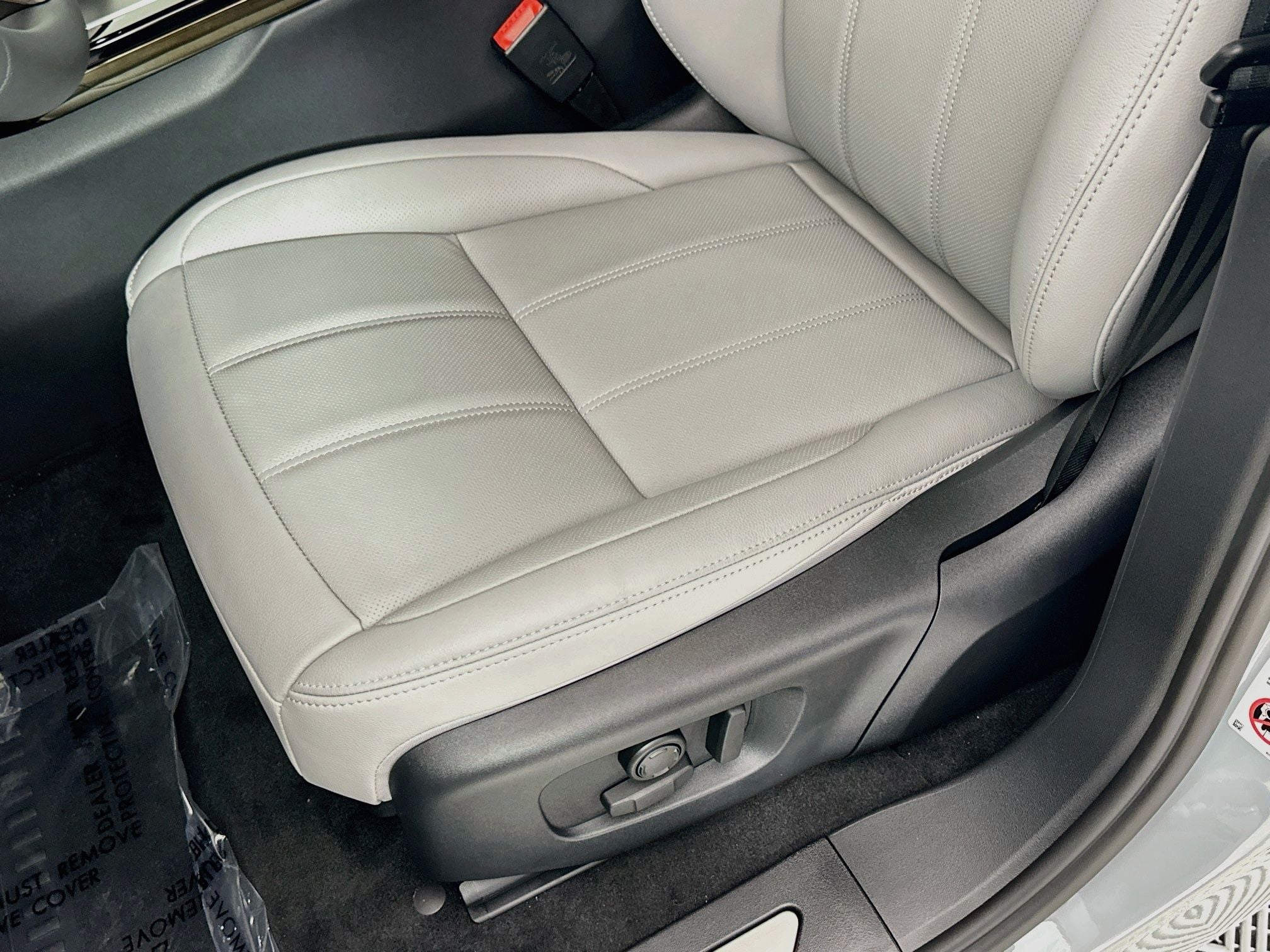 2026 Land Rover Range Rover Evoque S