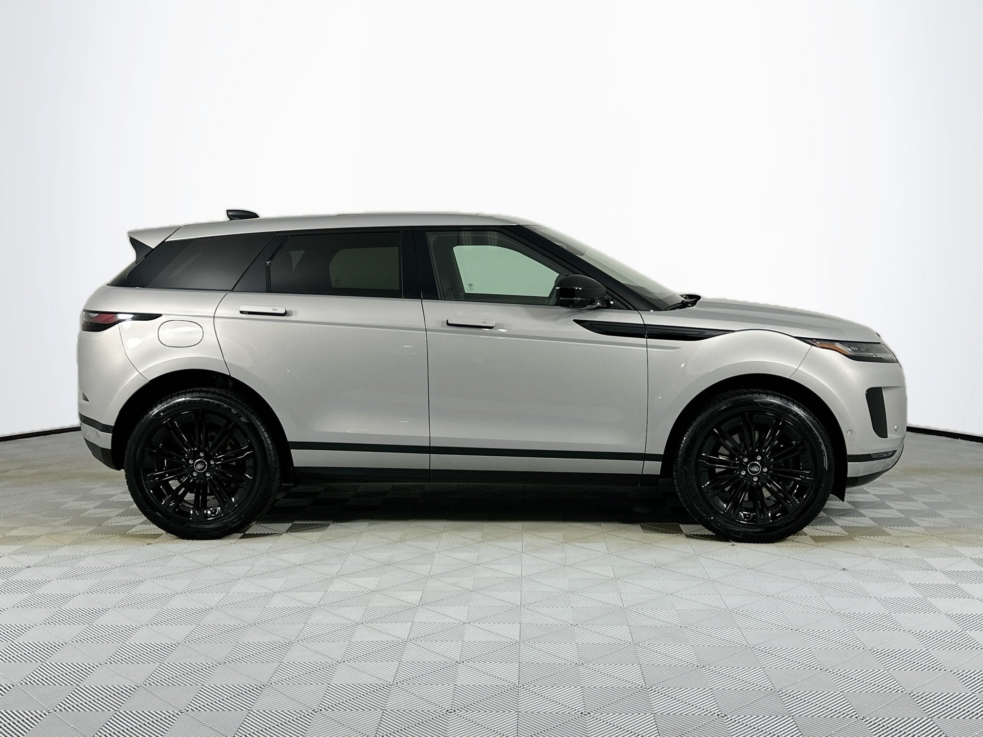 2026 Land Rover Range Rover Evoque S