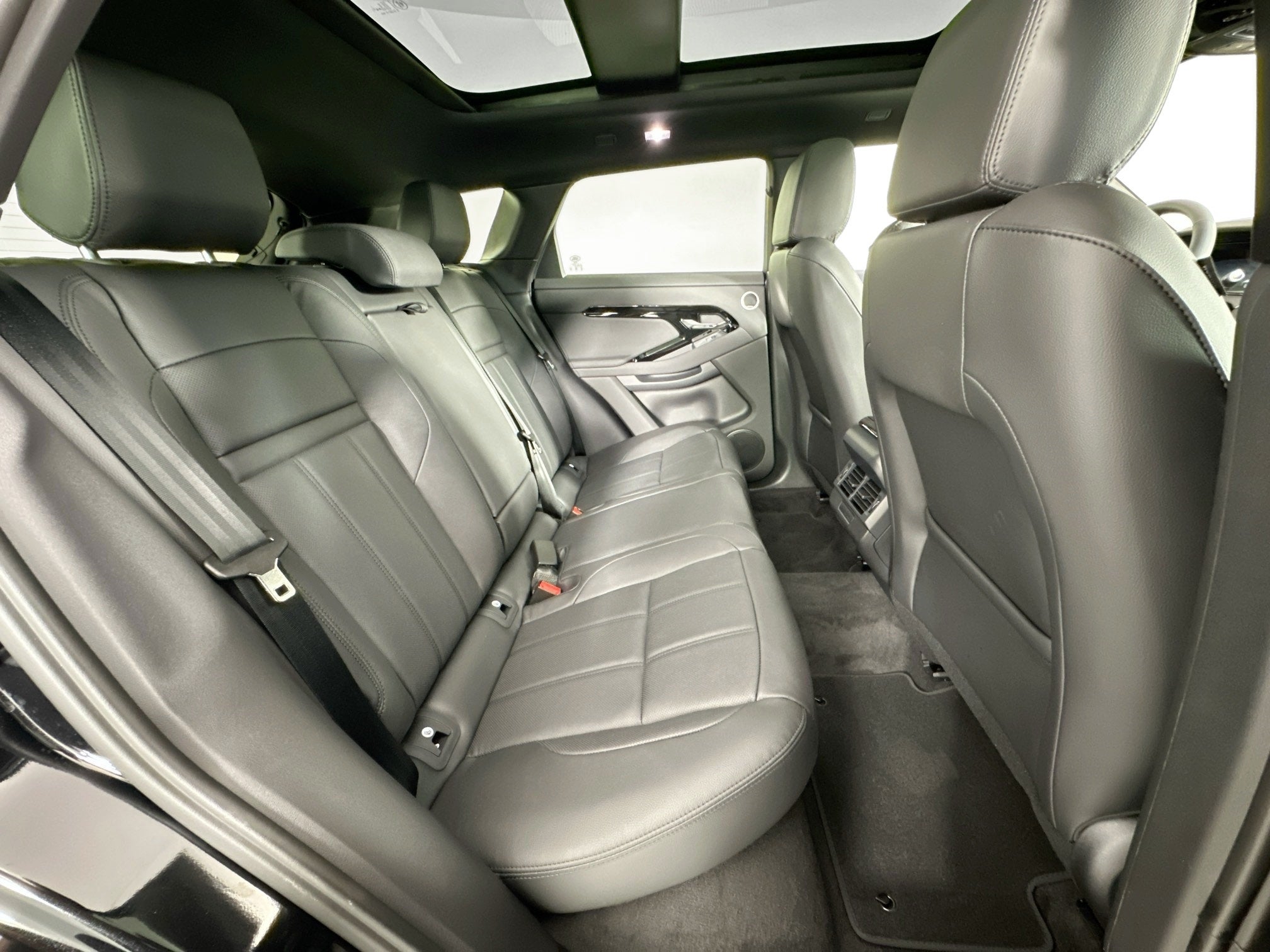 2026 Land Rover Range Rover Evoque S