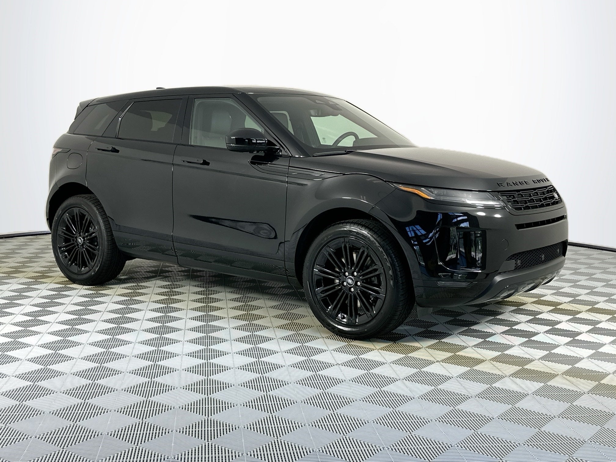 2026 Land Rover Range Rover Evoque S