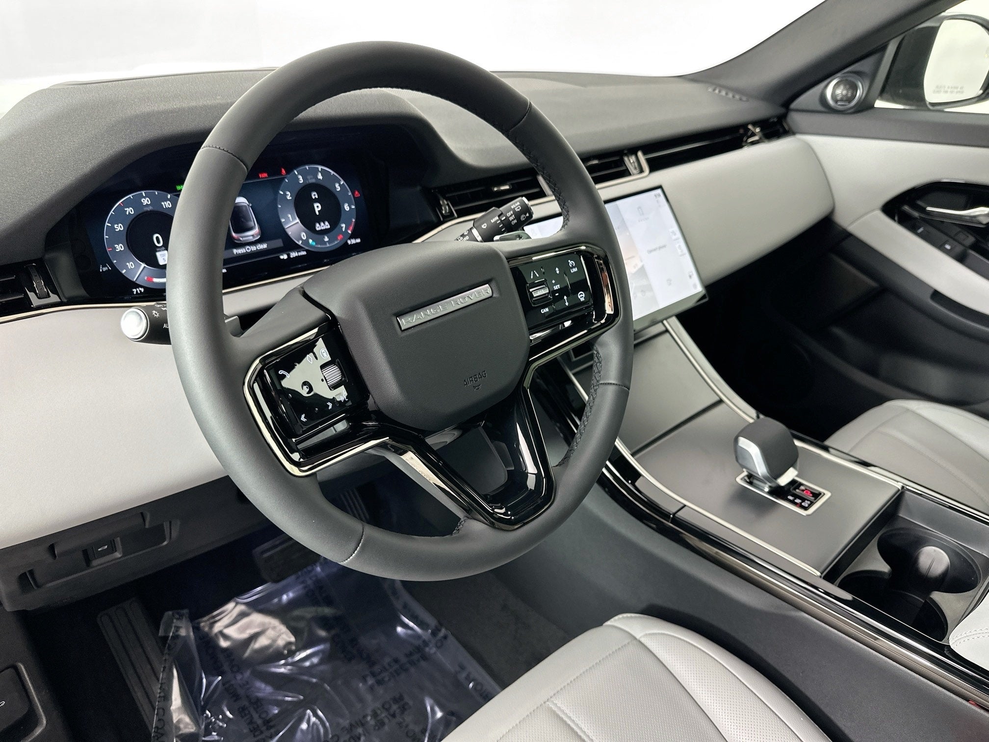 2026 Land Rover Range Rover Evoque S