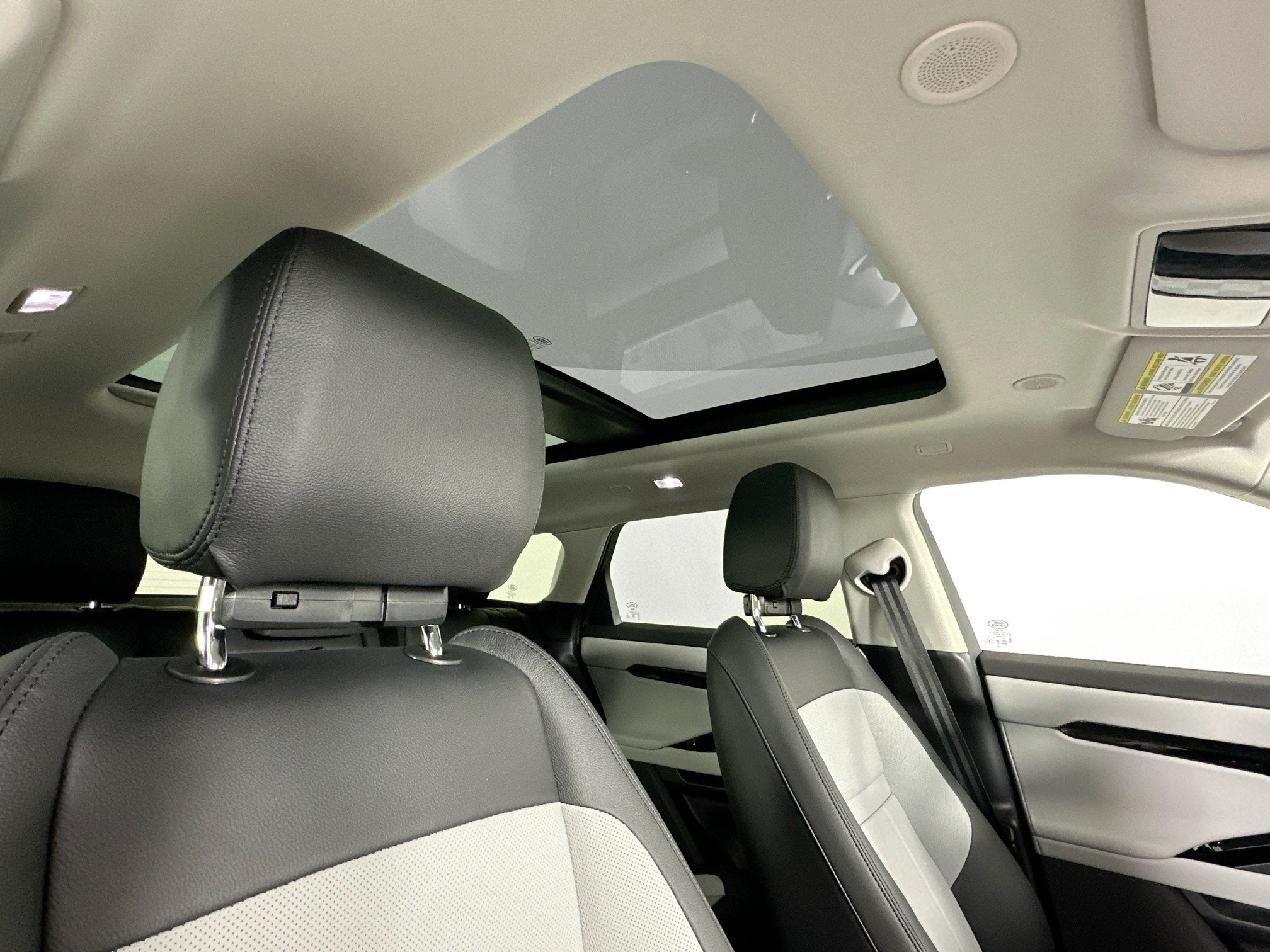 2024 Land Rover Range Rover Evoque Dynamic