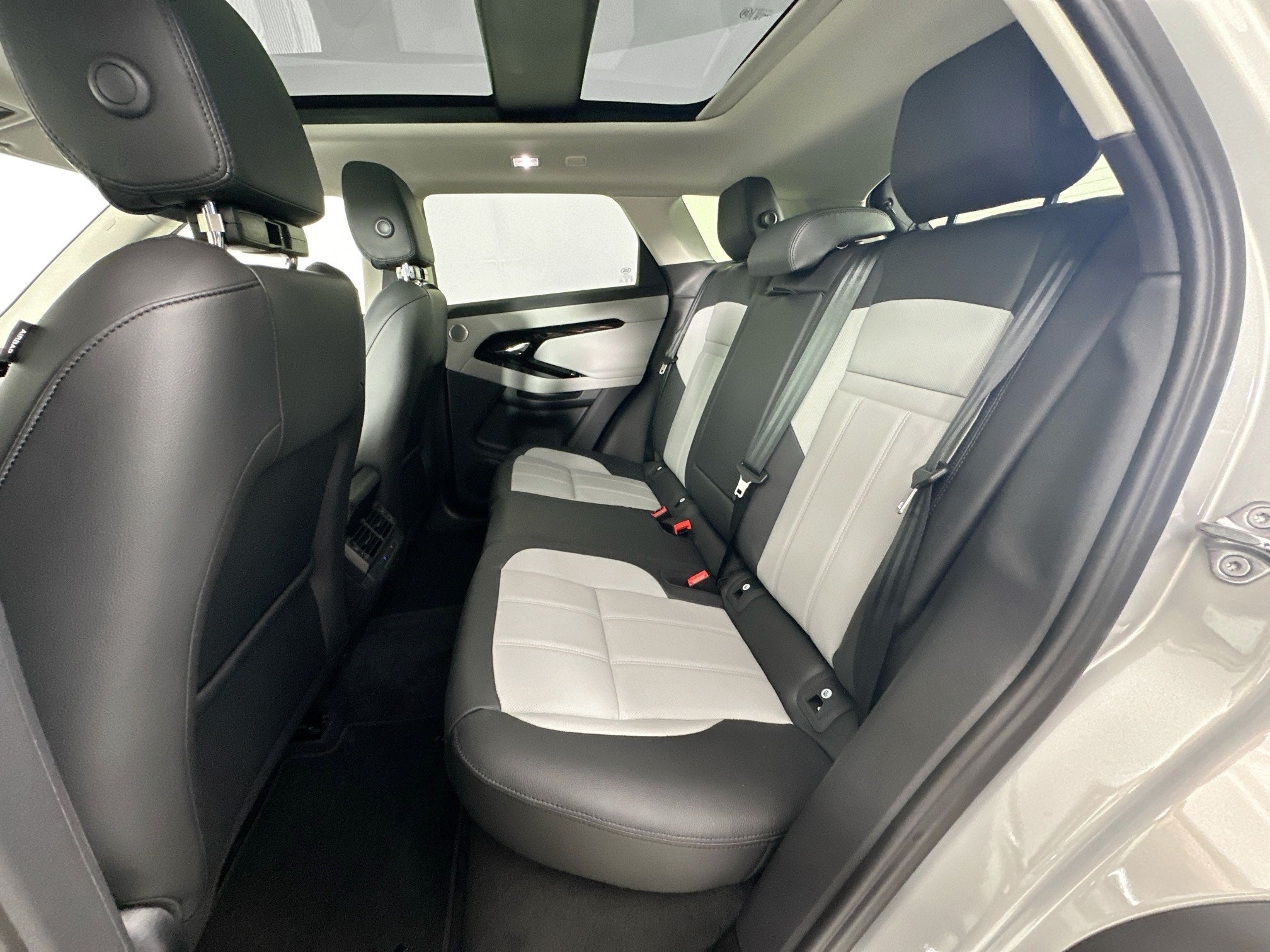 2024 Land Rover Range Rover Evoque Dynamic