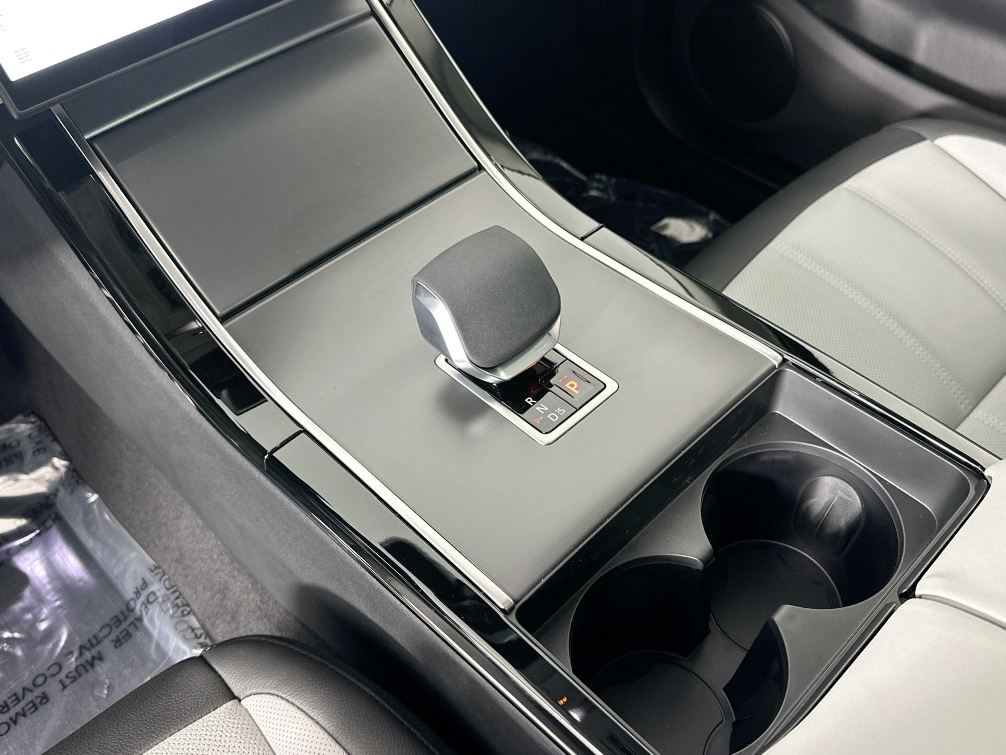 2024 Land Rover Range Rover Evoque Dynamic