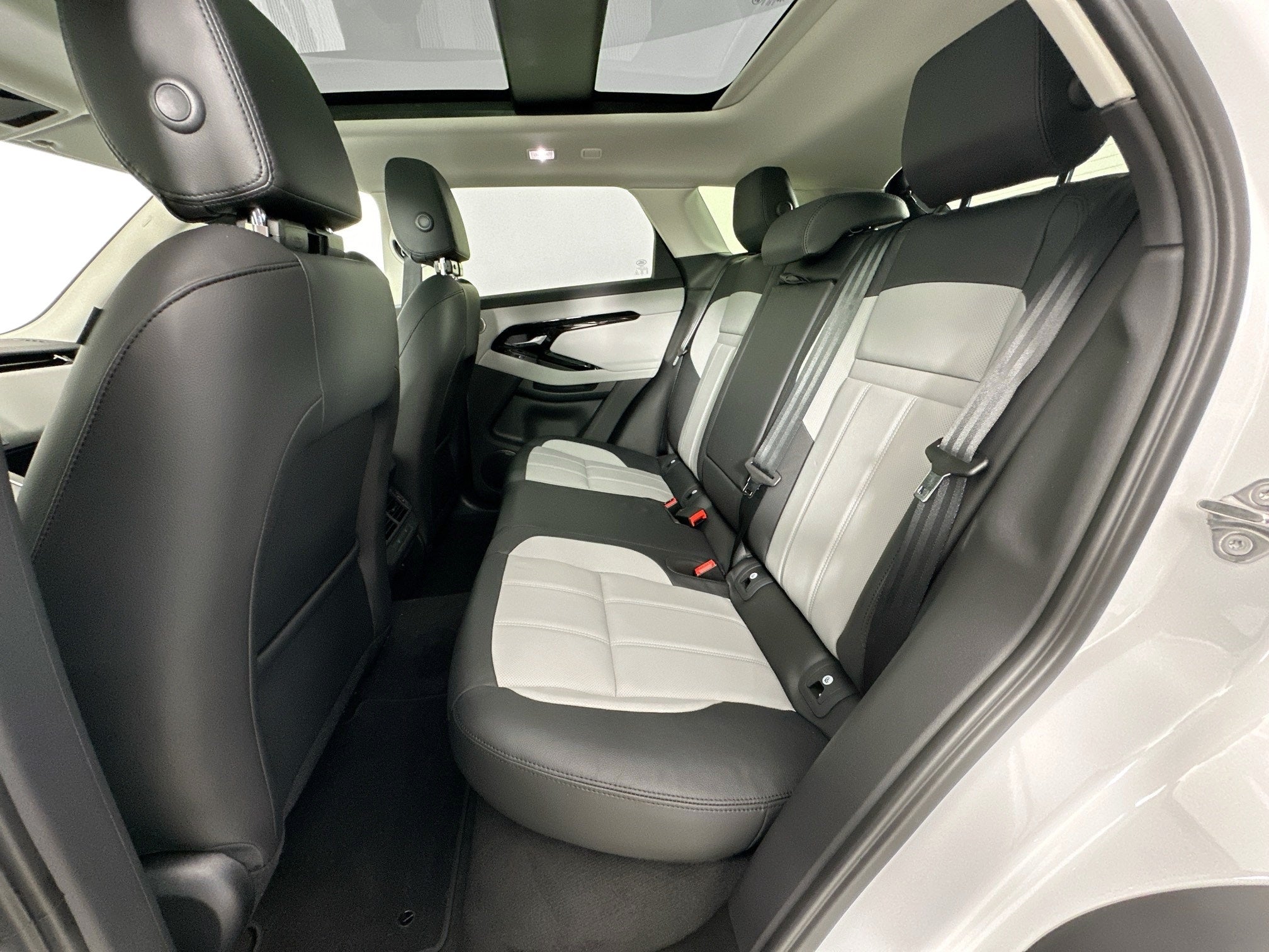 2024 Land Rover Range Rover Evoque Dynamic