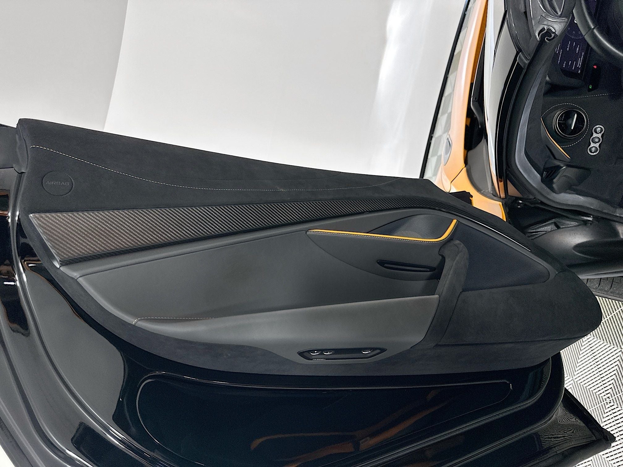 2022 McLaren 720S Performance