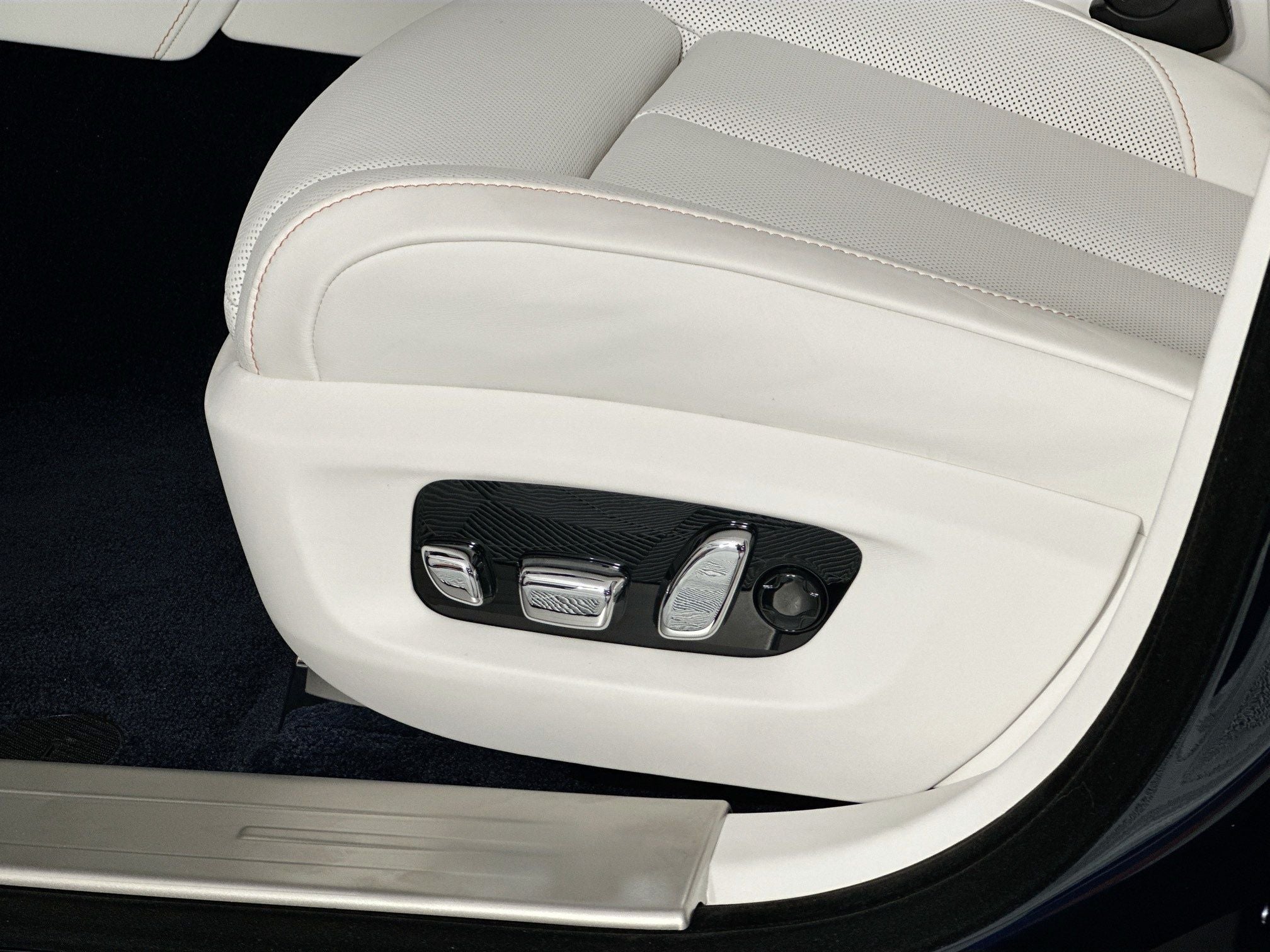 2026 Rolls-Royce Ghost 