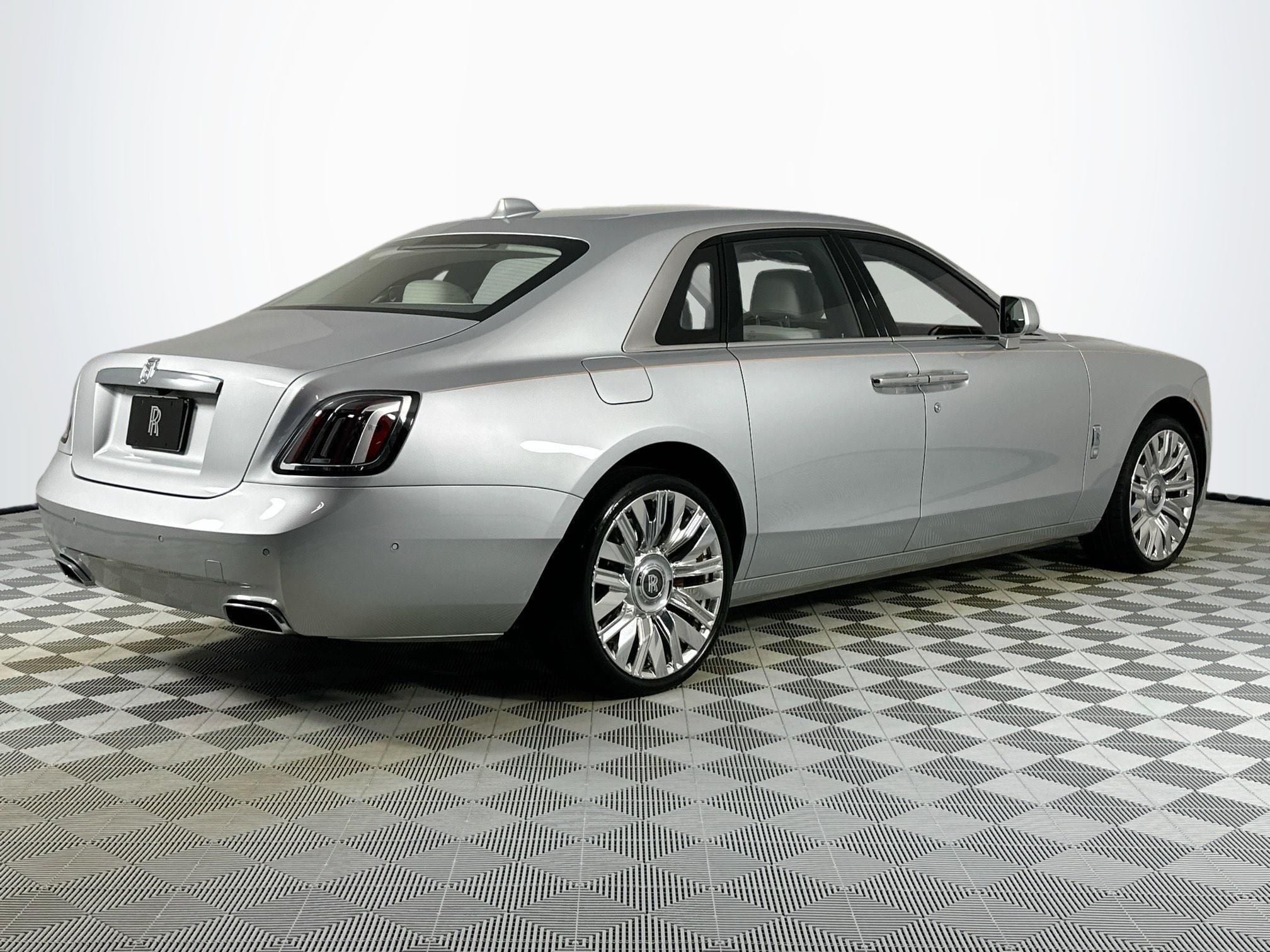 2026 Rolls-Royce Ghost Base