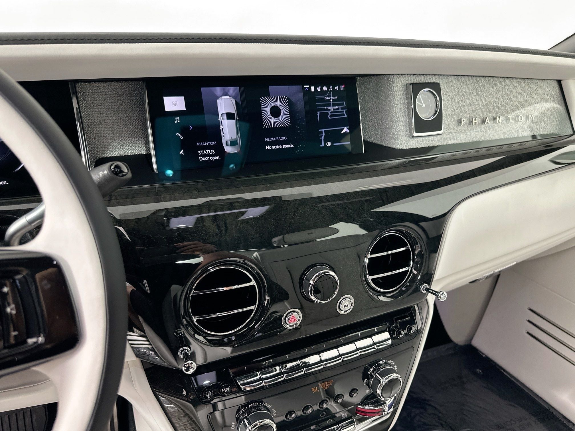 2026 Rolls-Royce Phantom Base