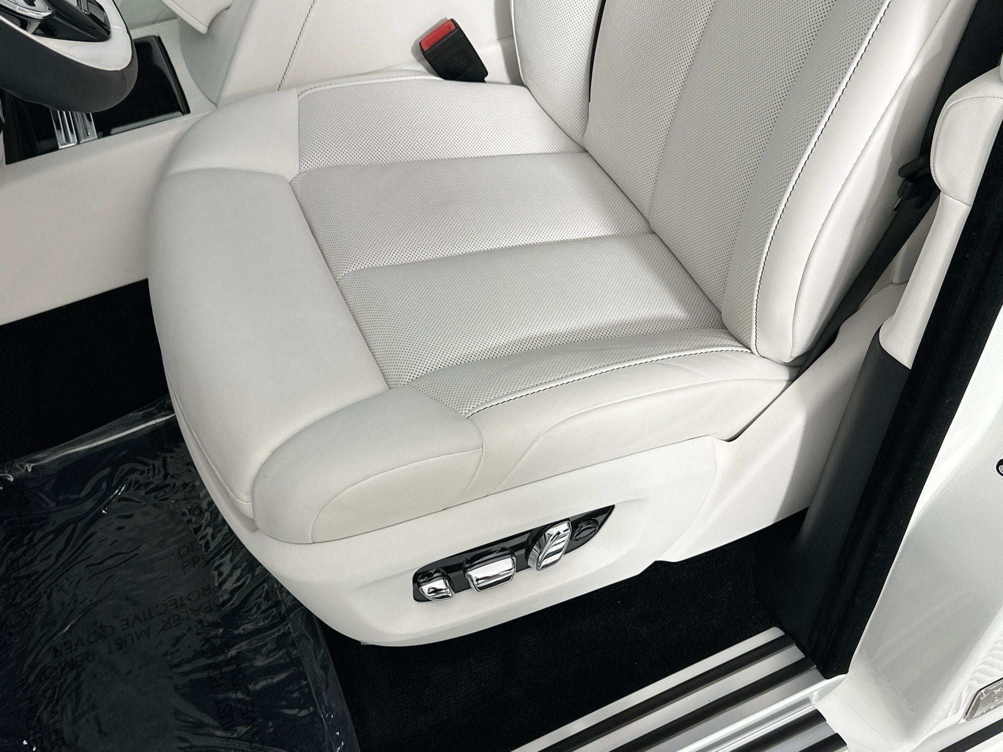 2026 Rolls-Royce Phantom Base