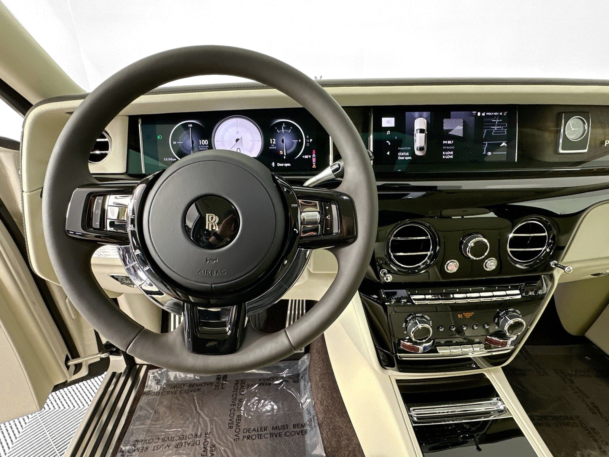2026 Rolls-Royce Phantom 