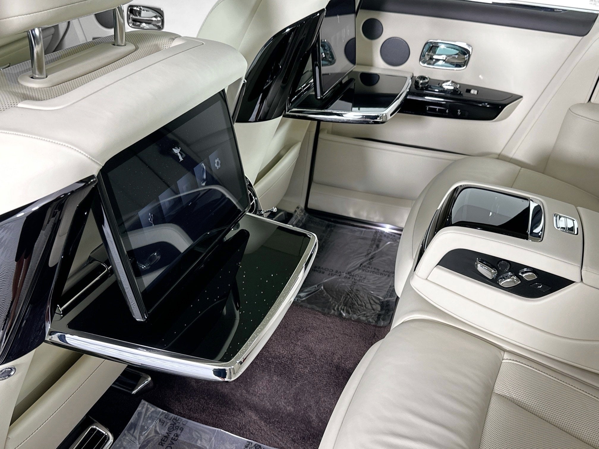 2026 Rolls-Royce Phantom 