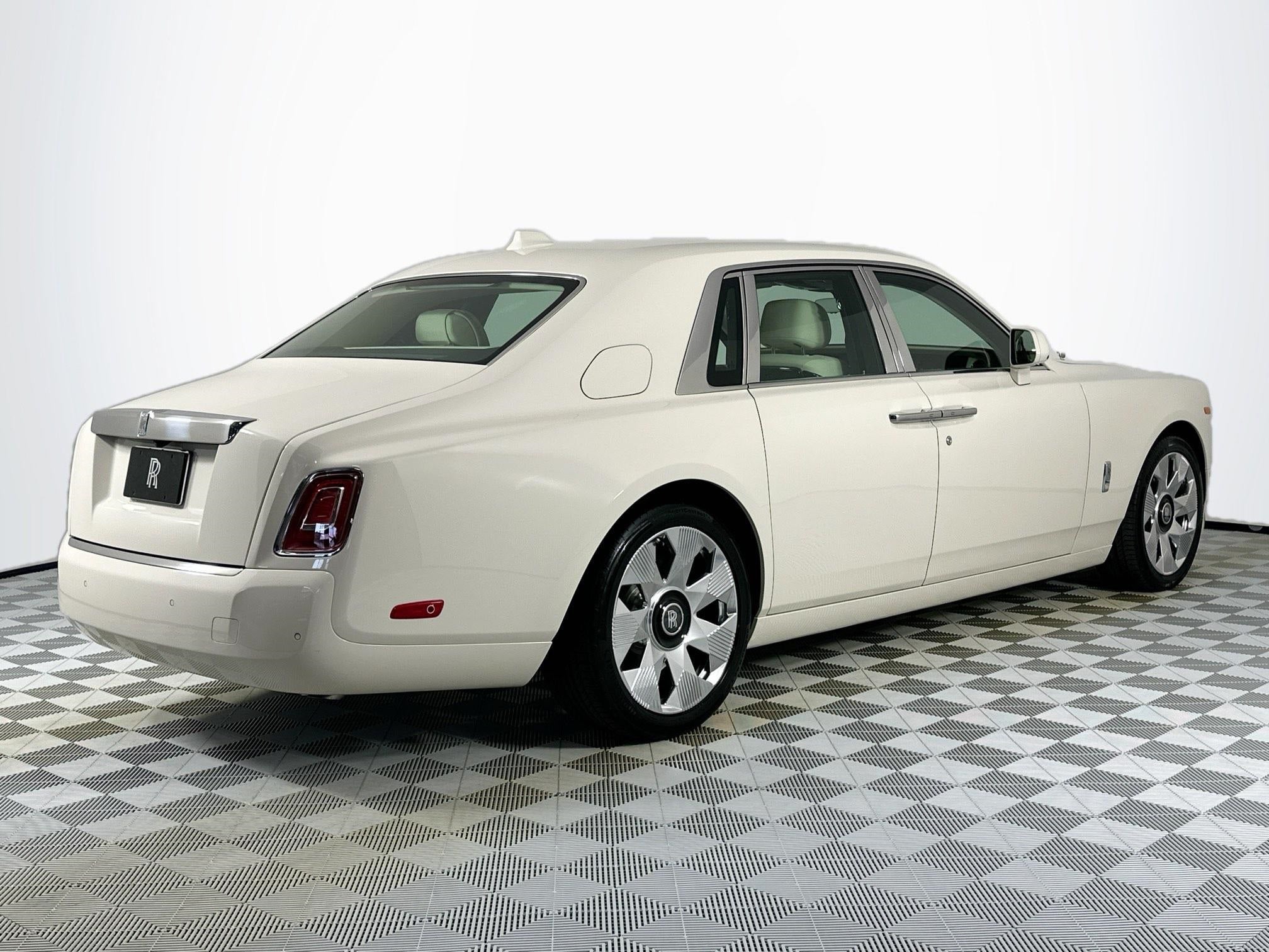 2026 Rolls-Royce Phantom 