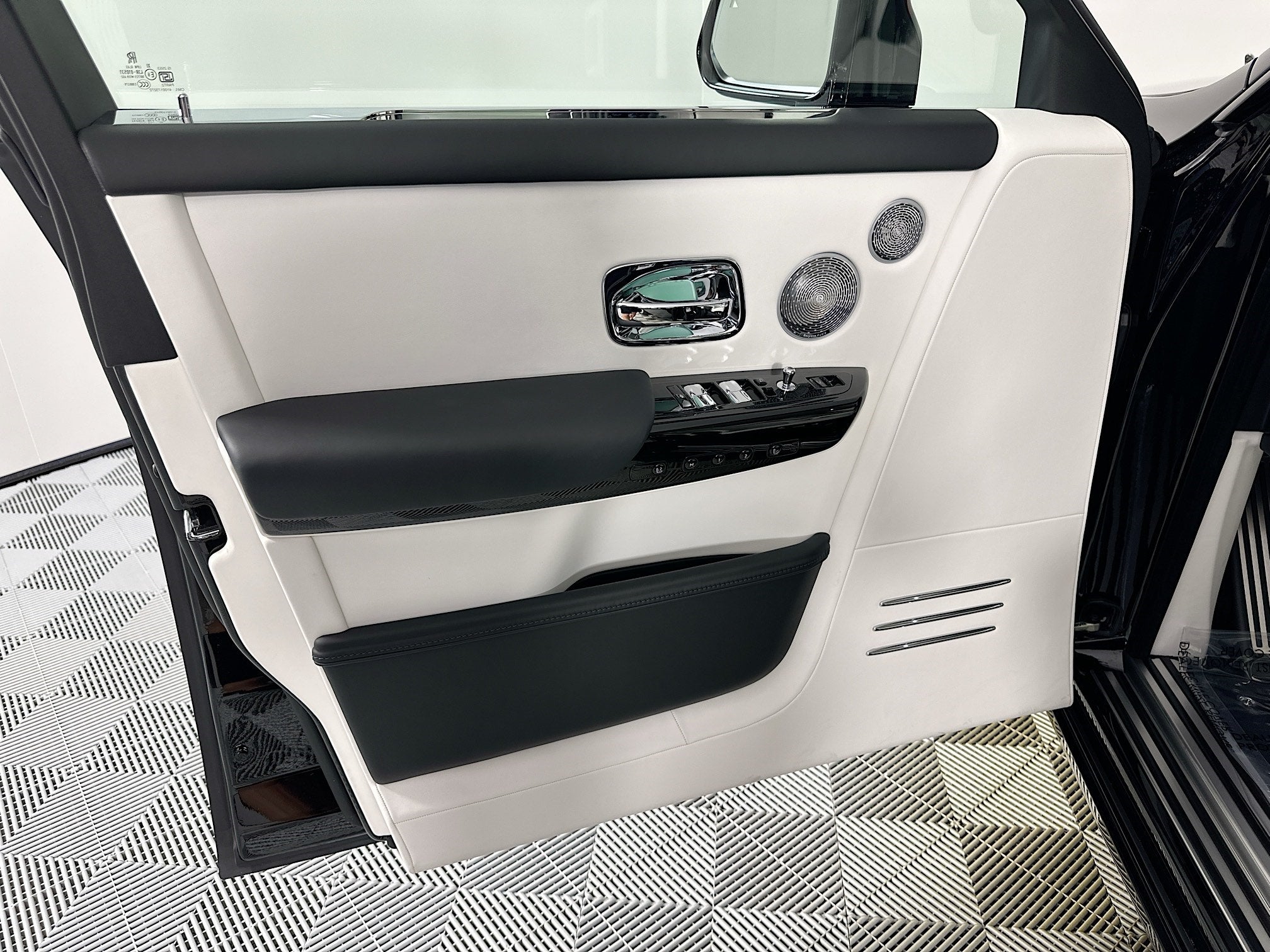 2026 Rolls-Royce Phantom 