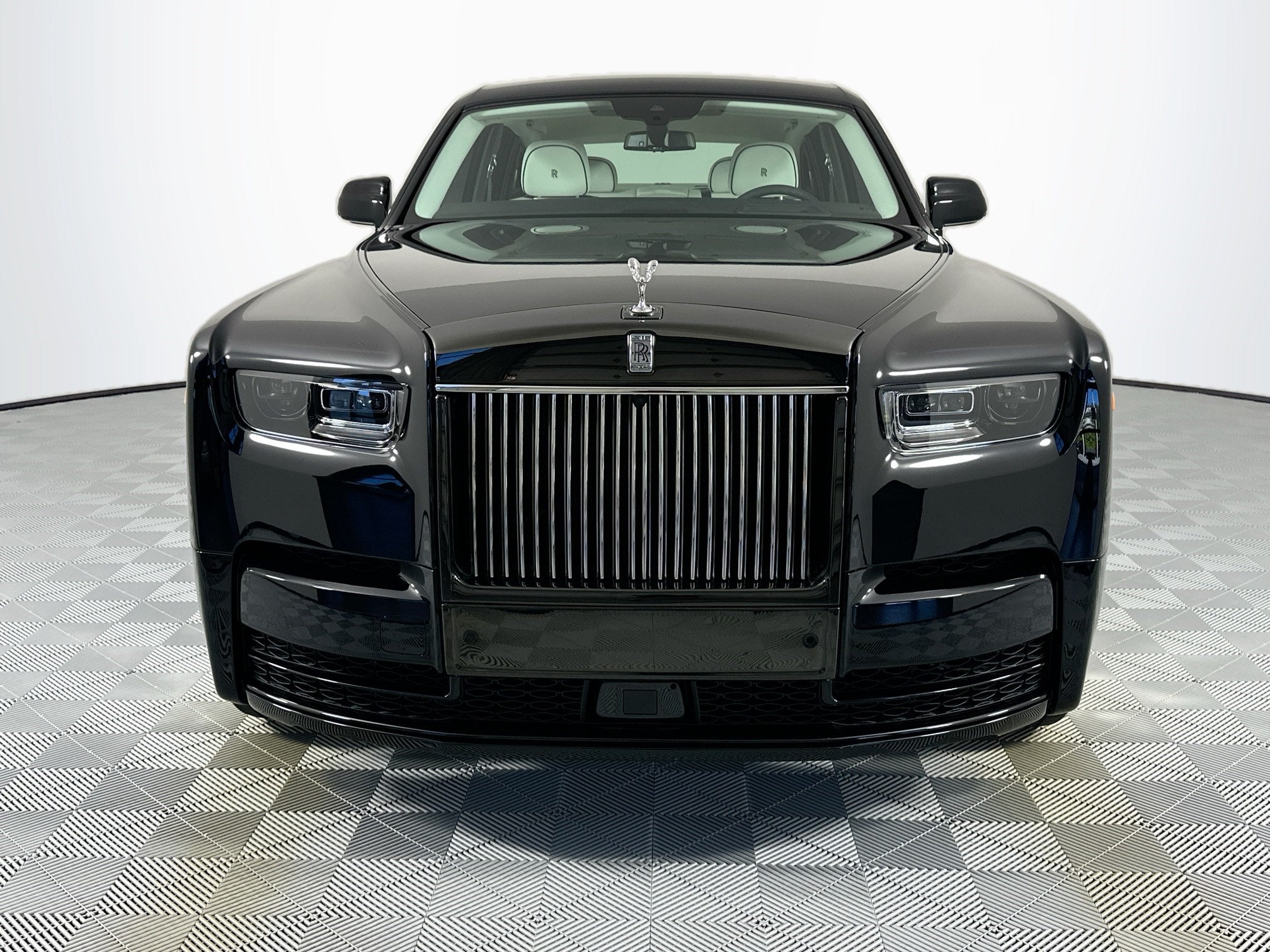 2026 Rolls-Royce Phantom 