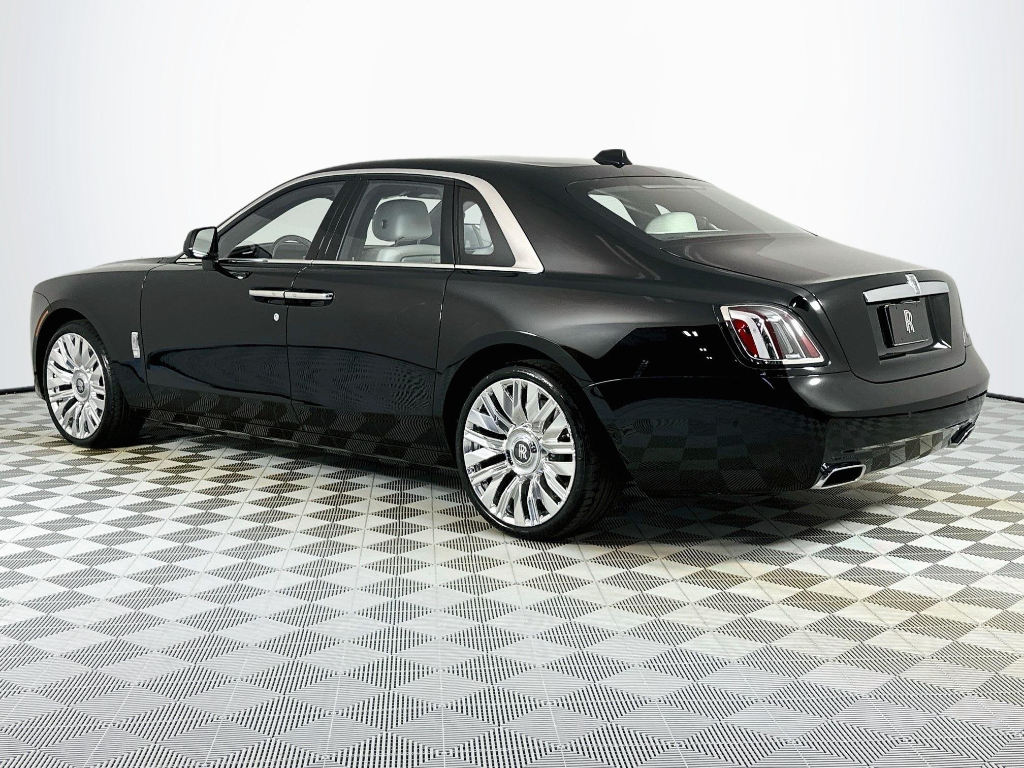 2027 Rolls-Royce Ghost 