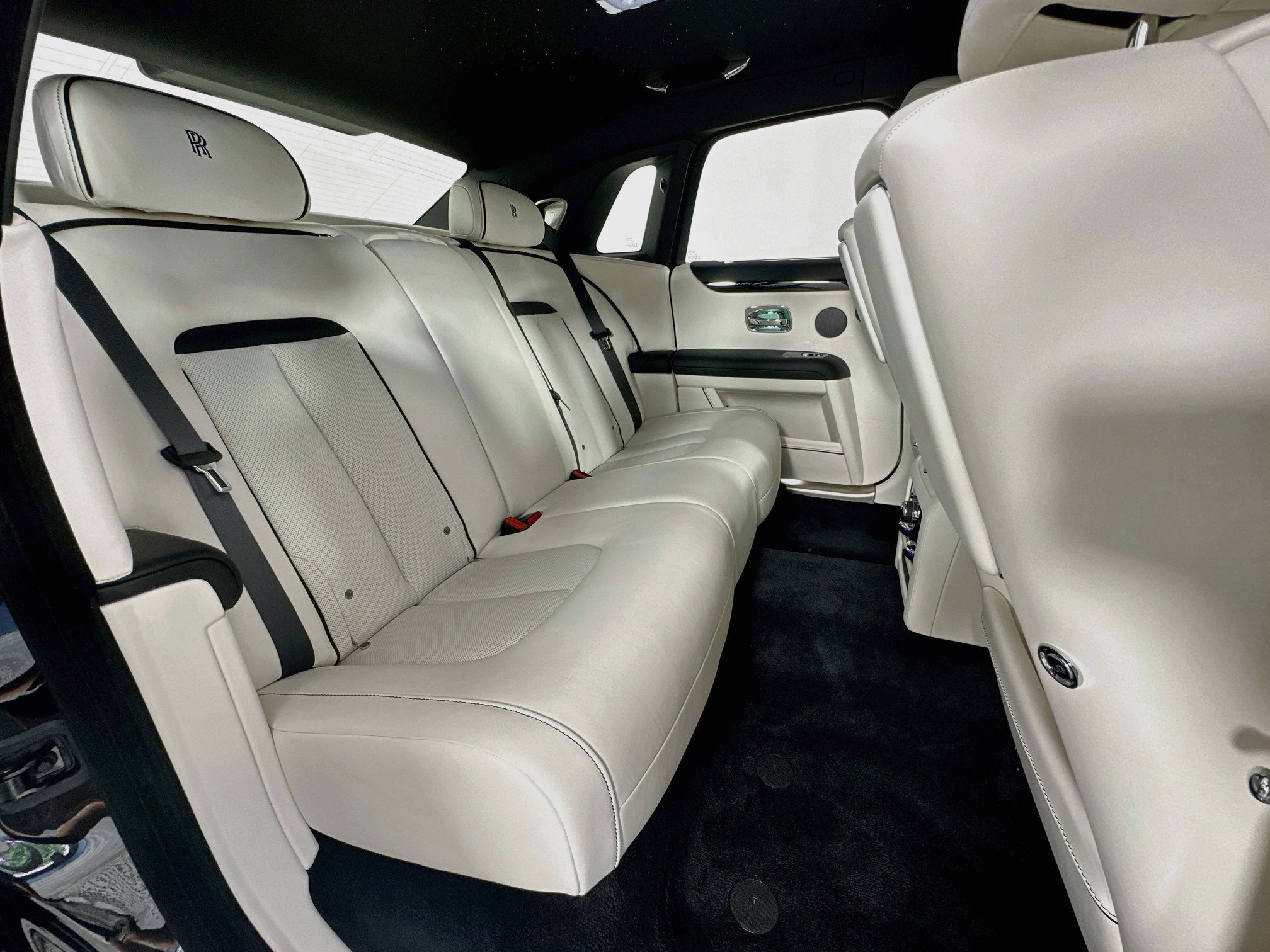 2027 Rolls-Royce Ghost 