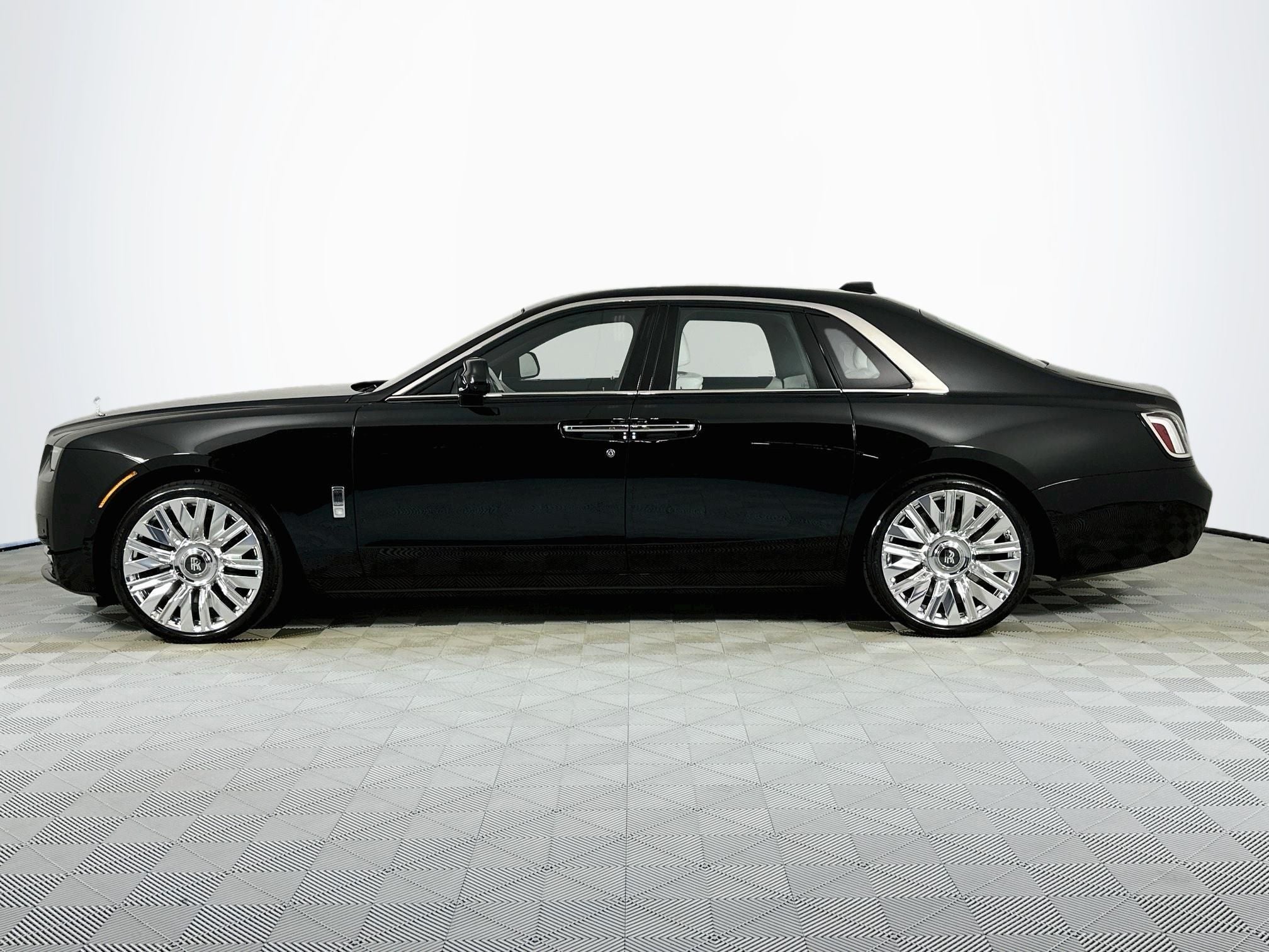 2027 Rolls-Royce Ghost 