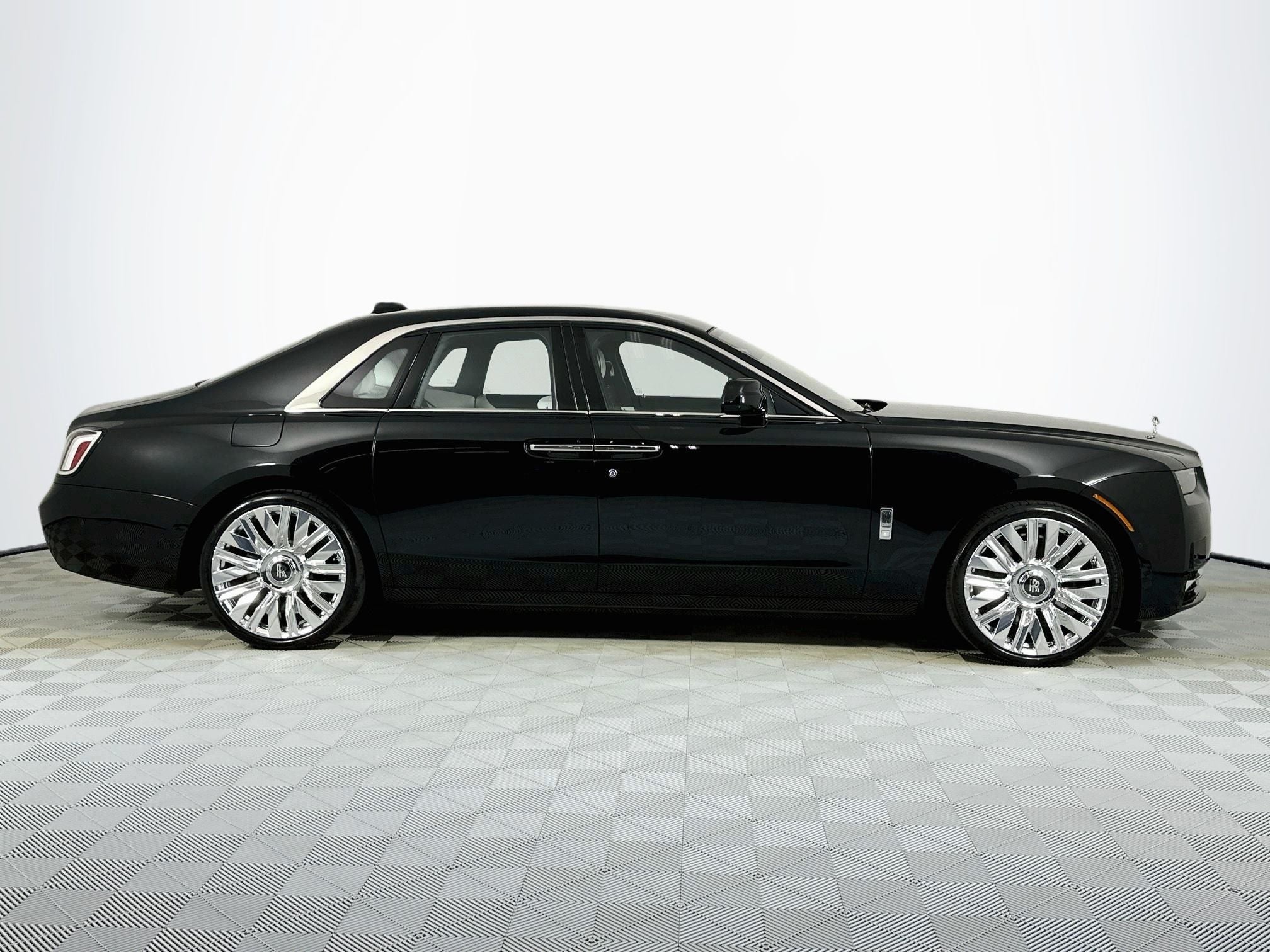 2027 Rolls-Royce Ghost 