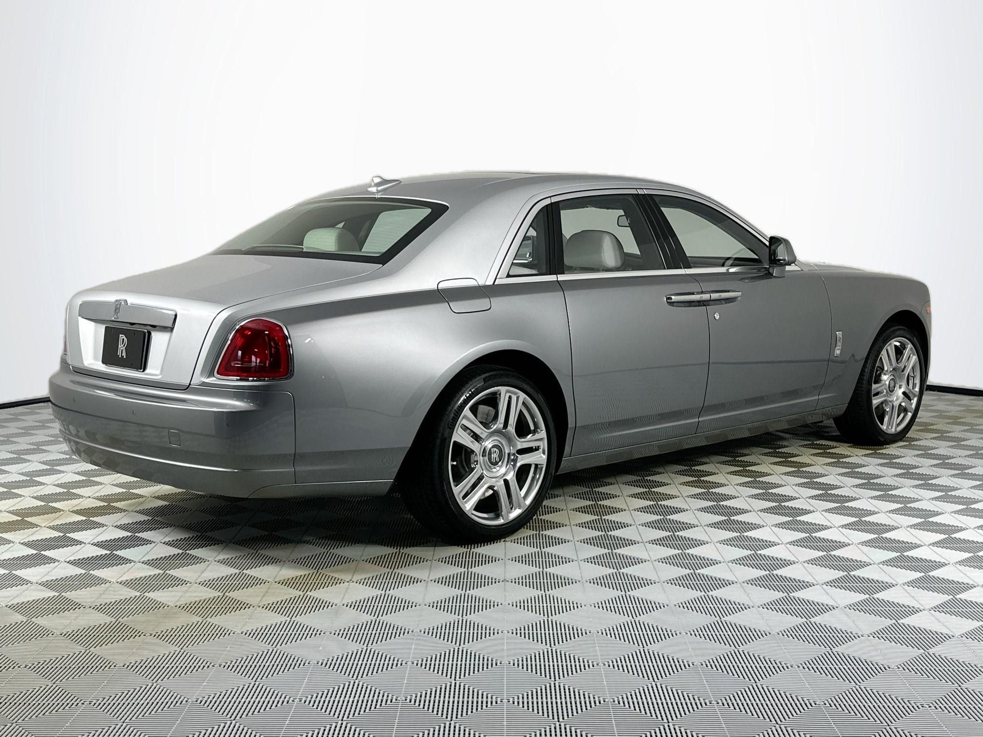 2016 Rolls-Royce Ghost 