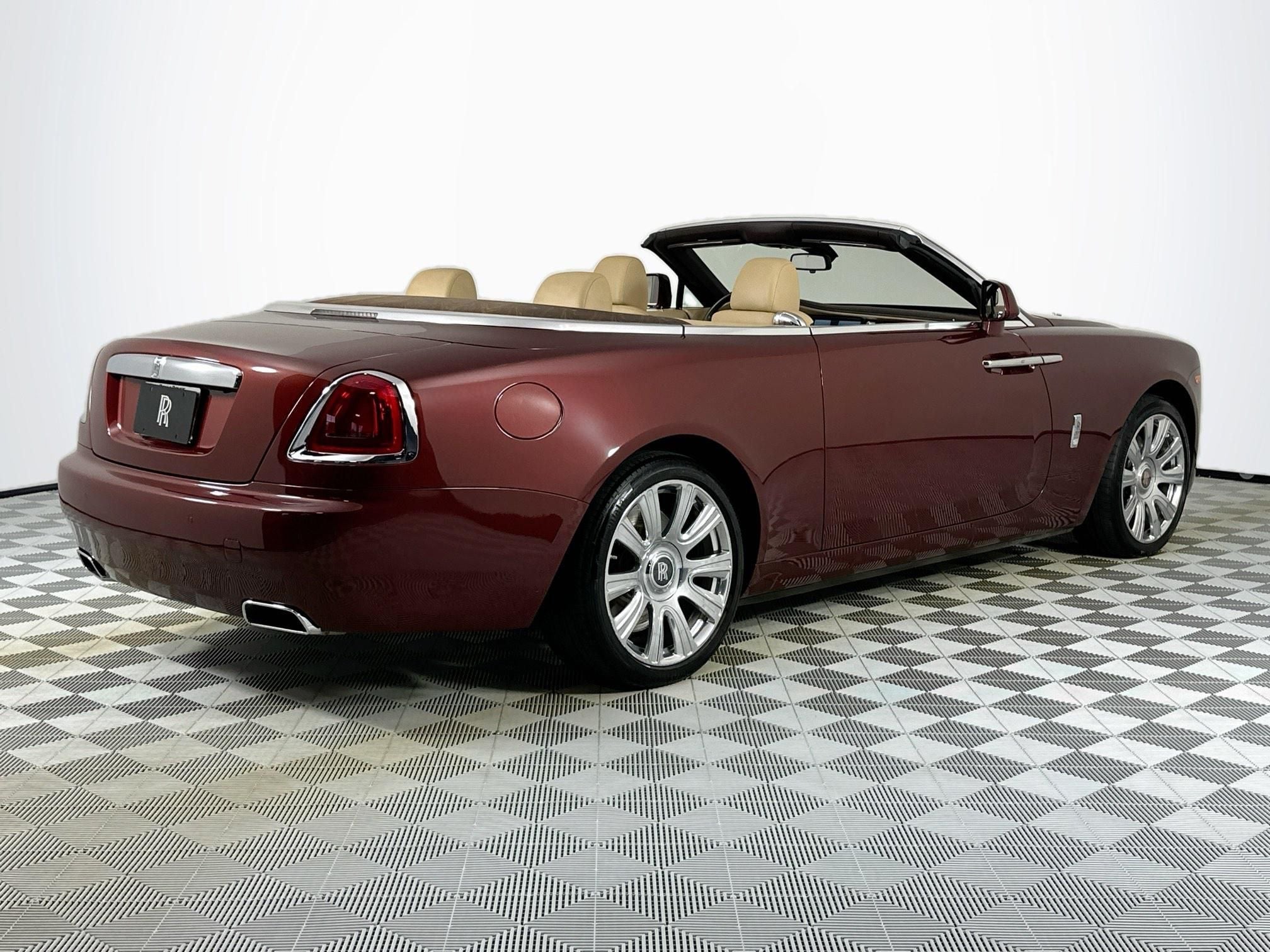 2017 Rolls-Royce Dawn 