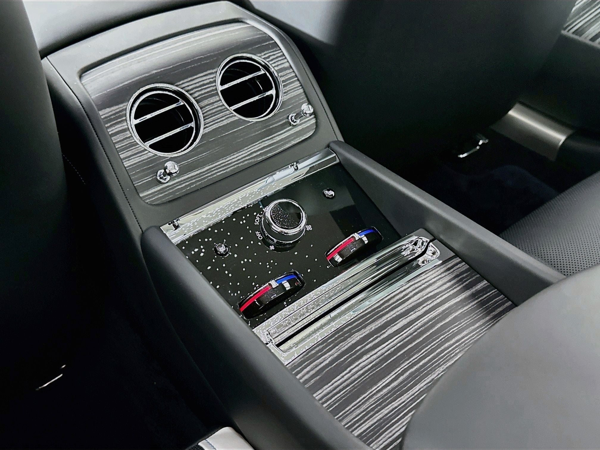 2026 Rolls-Royce Spectre Base