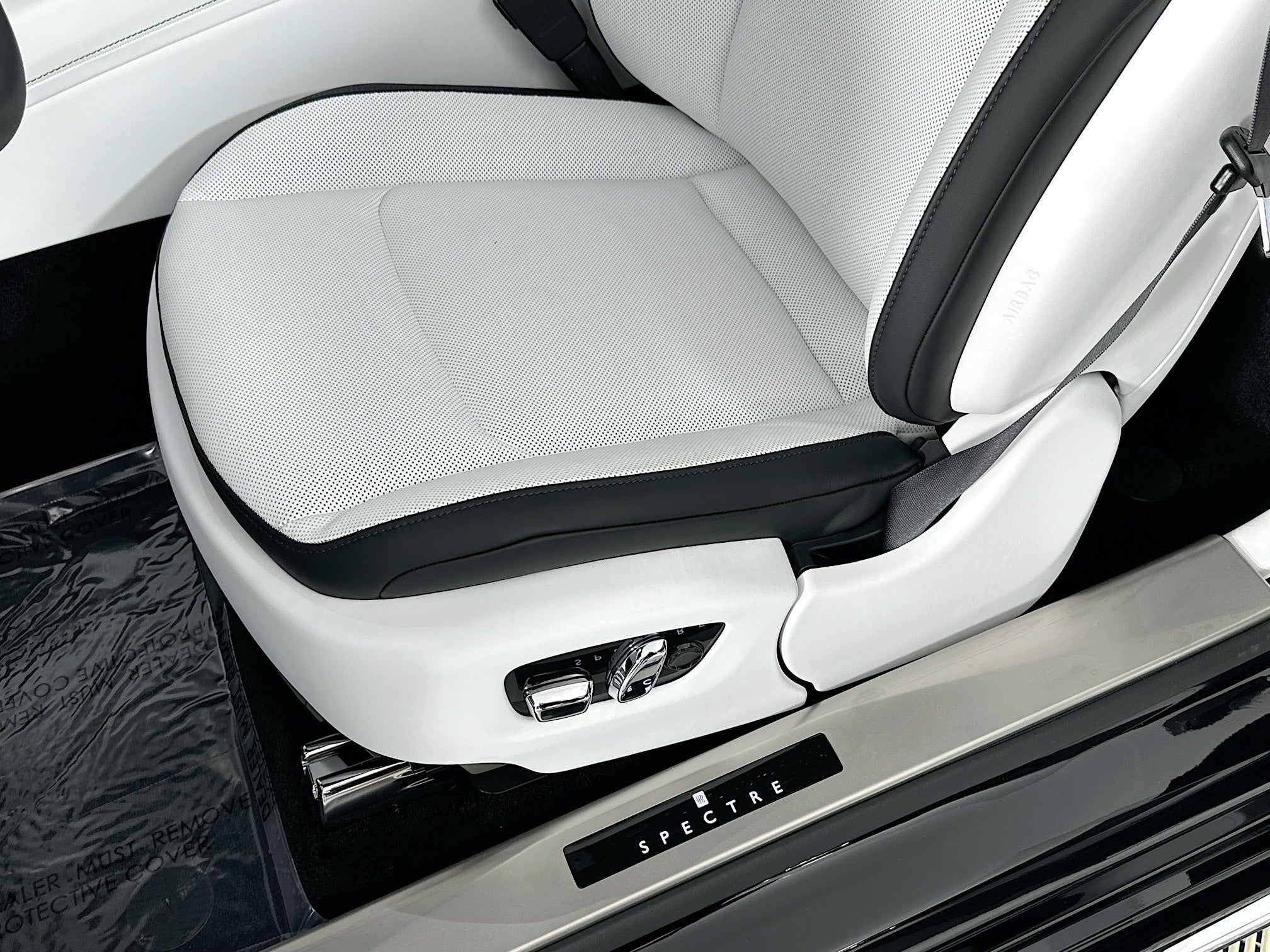 2026 Rolls-Royce Spectre 