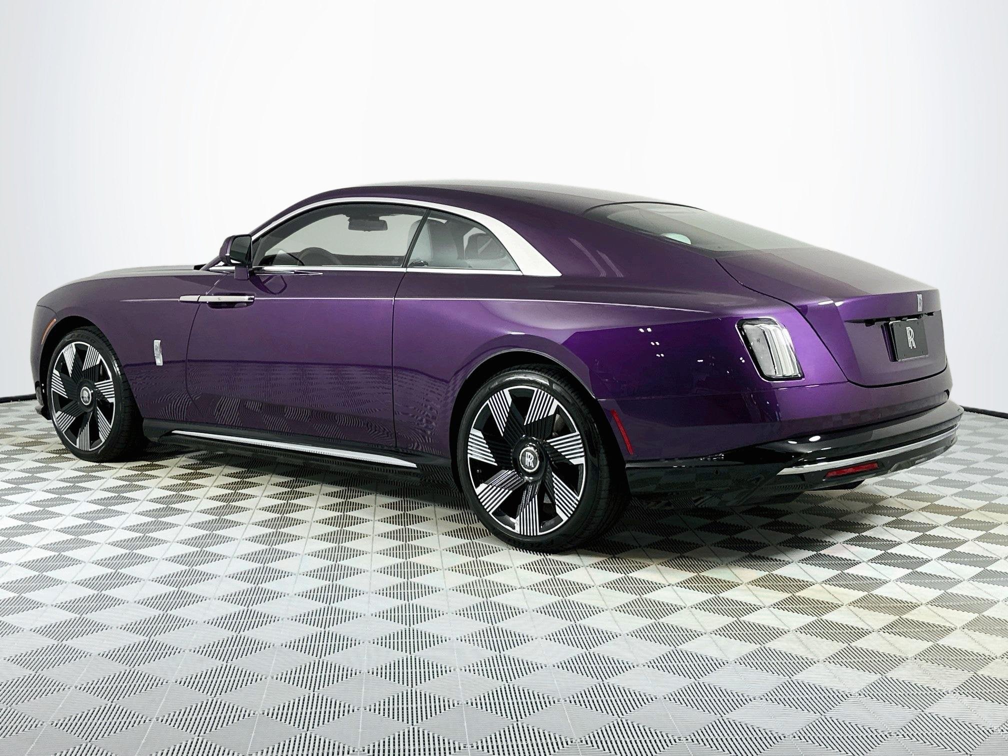 Certified 2024 Rolls-Royce Spectre Base with VIN SCATK2C0XRU223285 for sale in Naples, FL