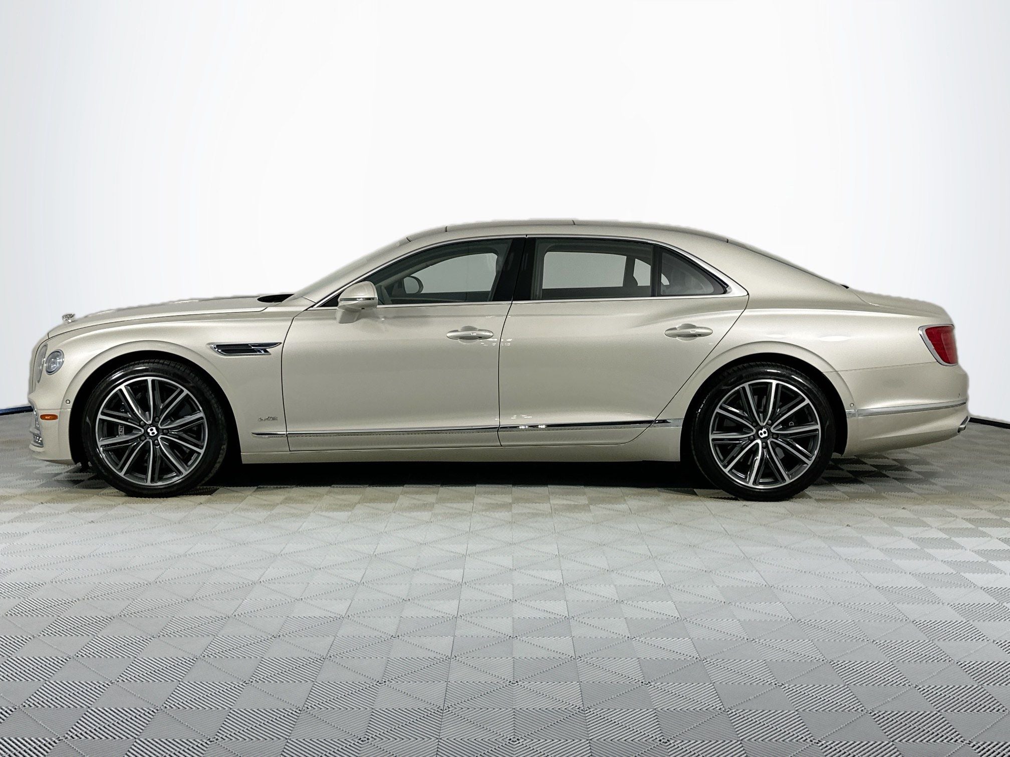2022 Bentley Flying Spur W12 MDS