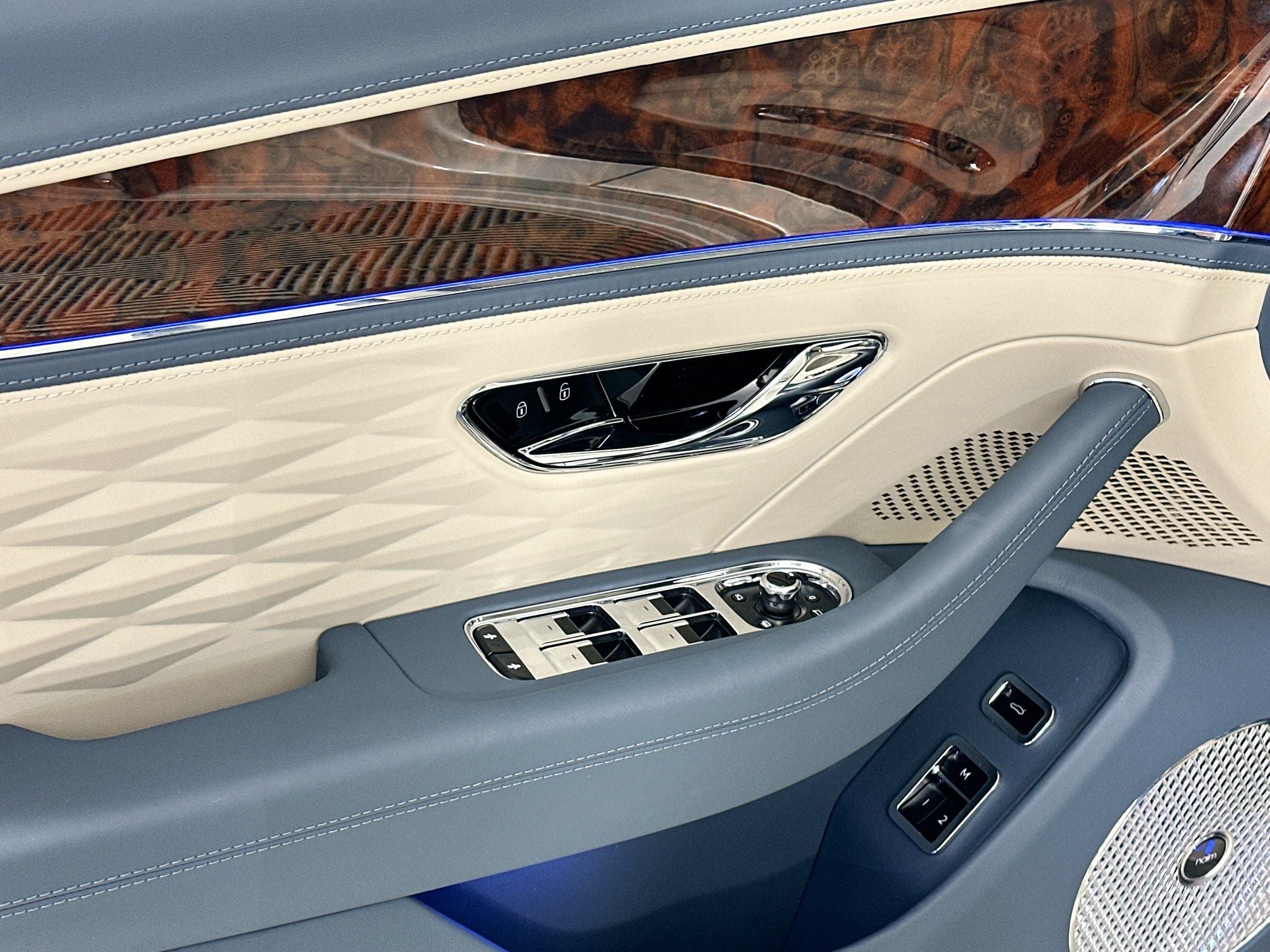 2022 Bentley Flying Spur W12 MDS