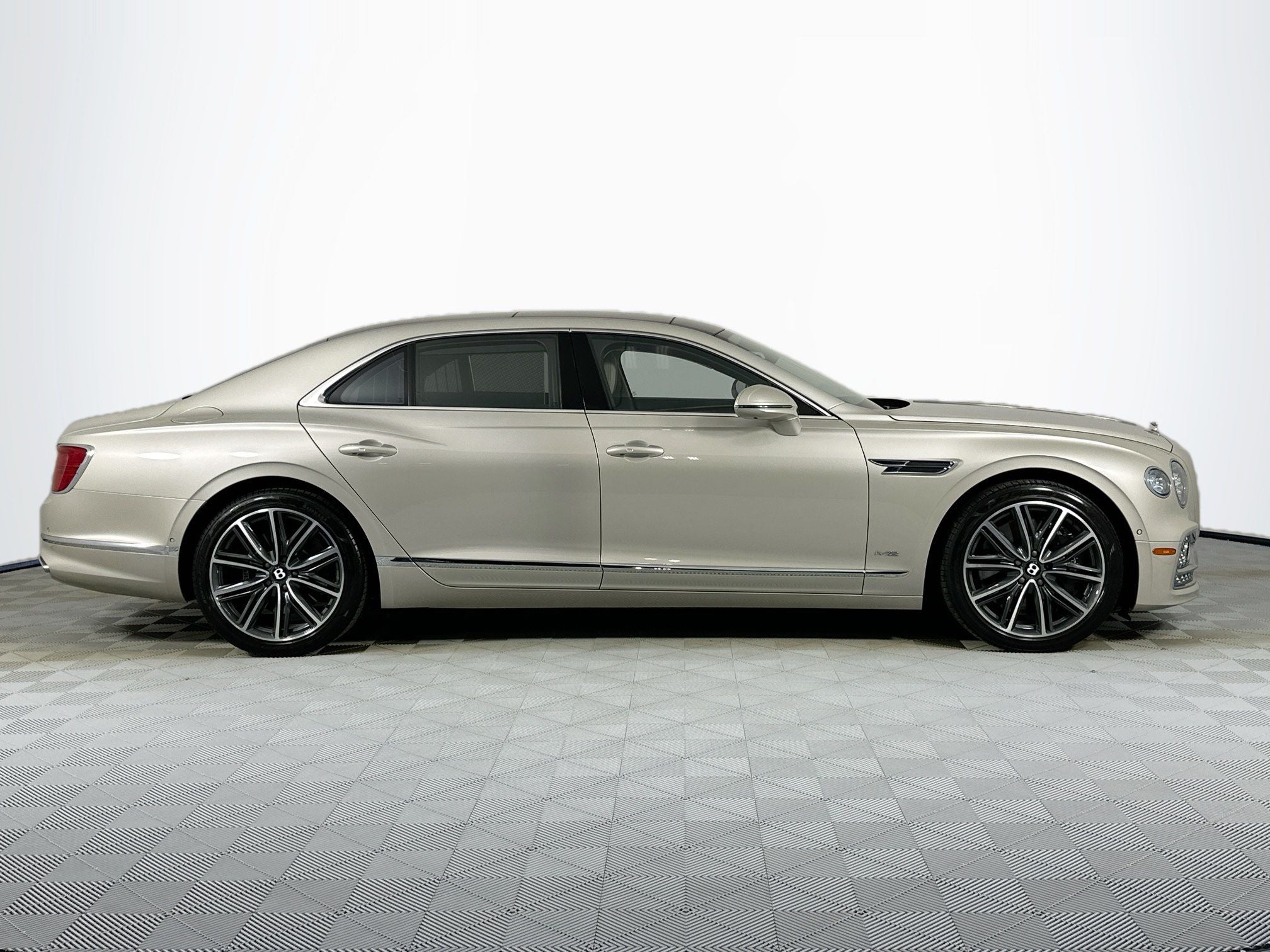 2022 Bentley Flying Spur W12 MDS