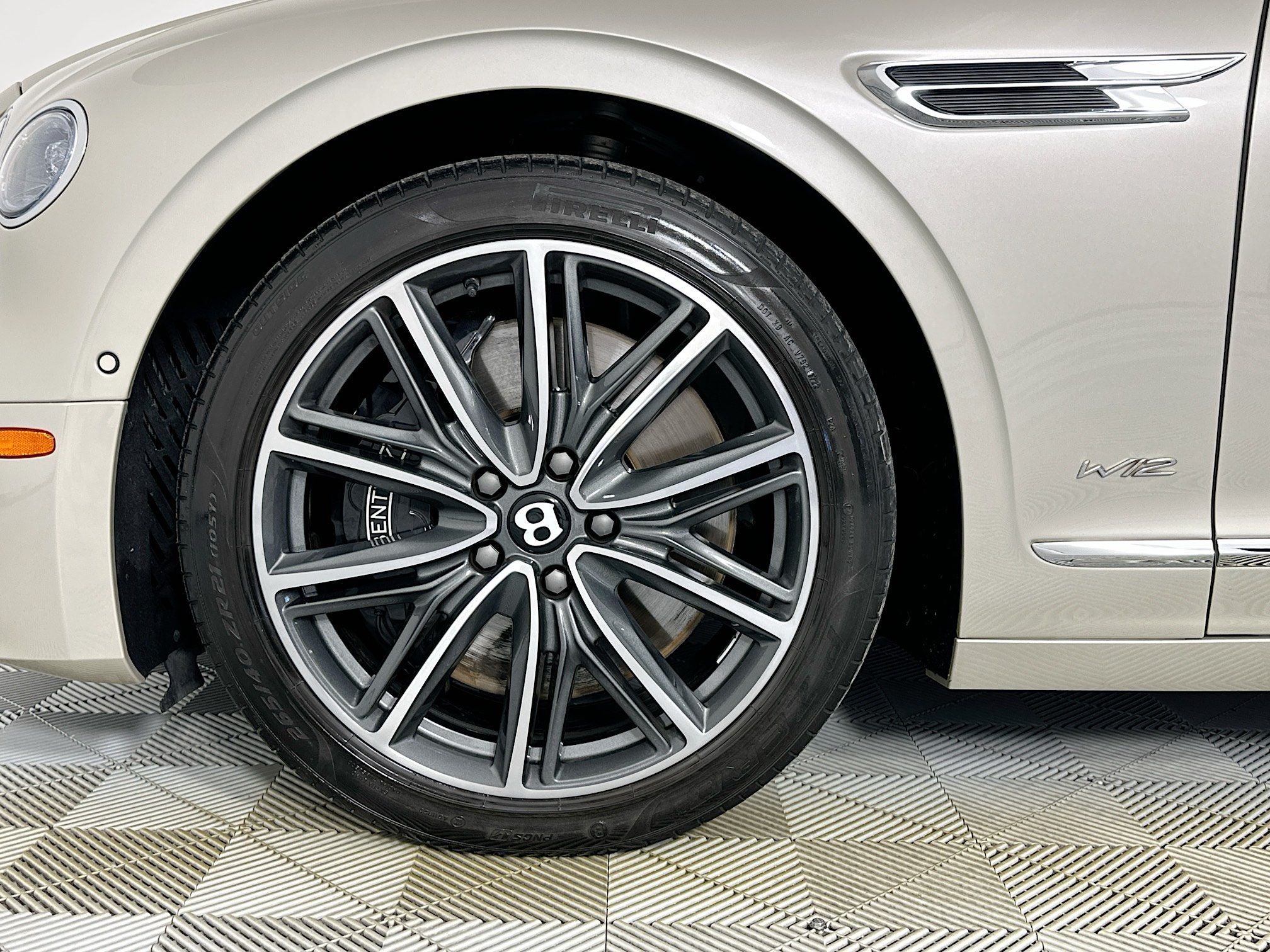 2022 Bentley Flying Spur W12 MDS