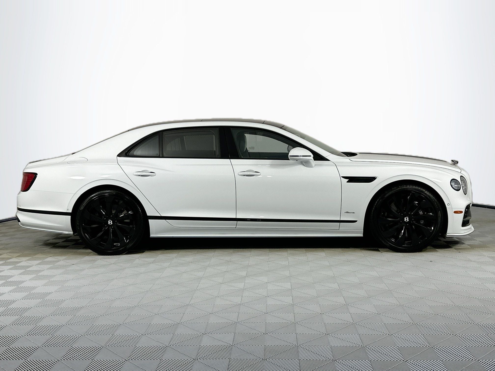 2023 Bentley Flying Spur Azure - Mulliner Artica Edition